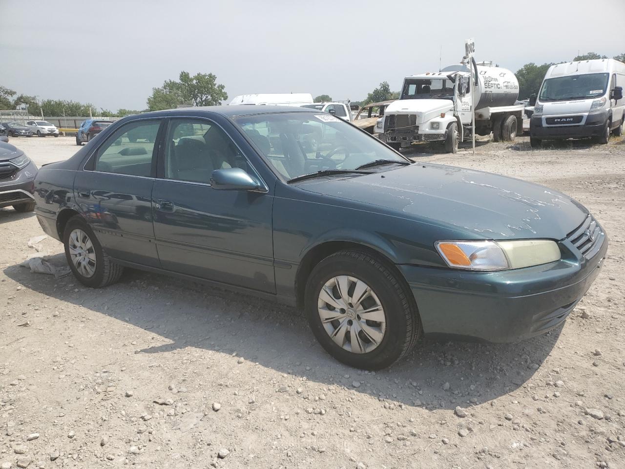 1997 Toyota Camry Ce - Фото 4