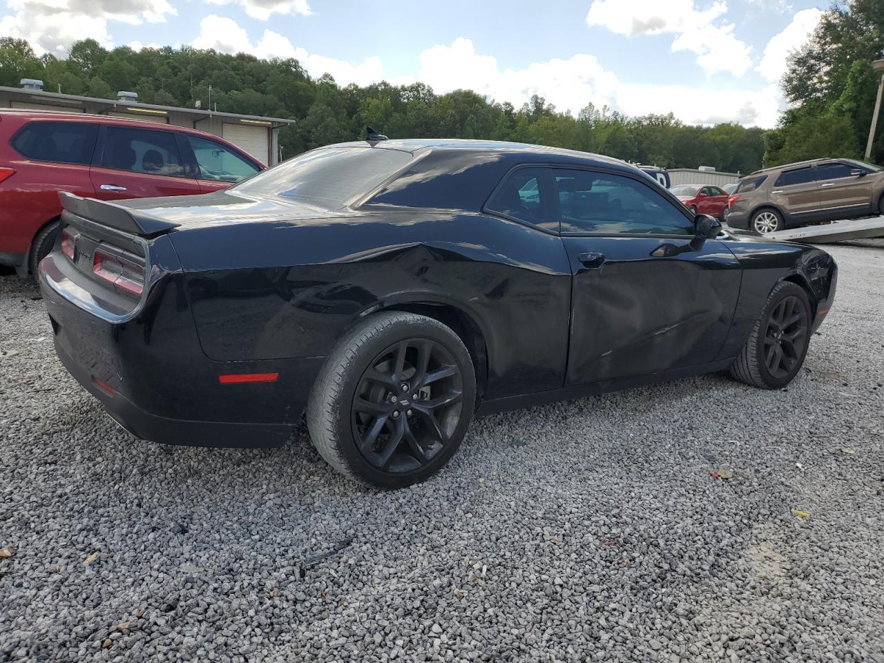2023 Dodge Challenger Sxt - Image 3