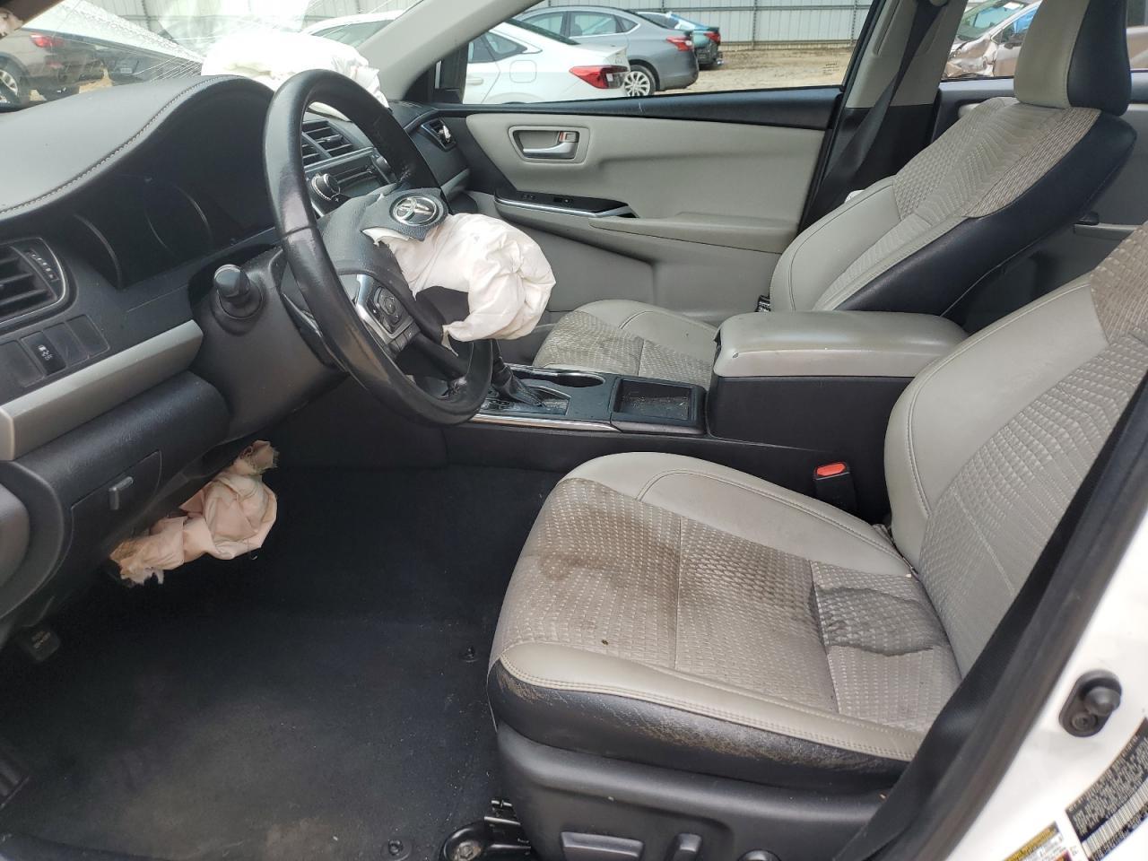 2015 Toyota Camry Le - Фото 7