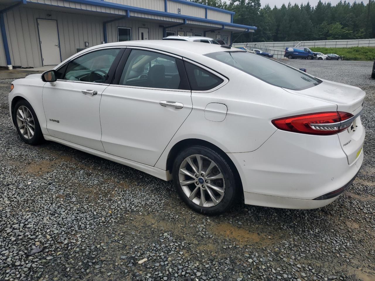 2017 Ford Fusion Se Hybrid - Фото 2