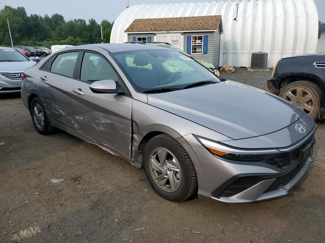 2024 Hyundai Elantra Se - Image 4