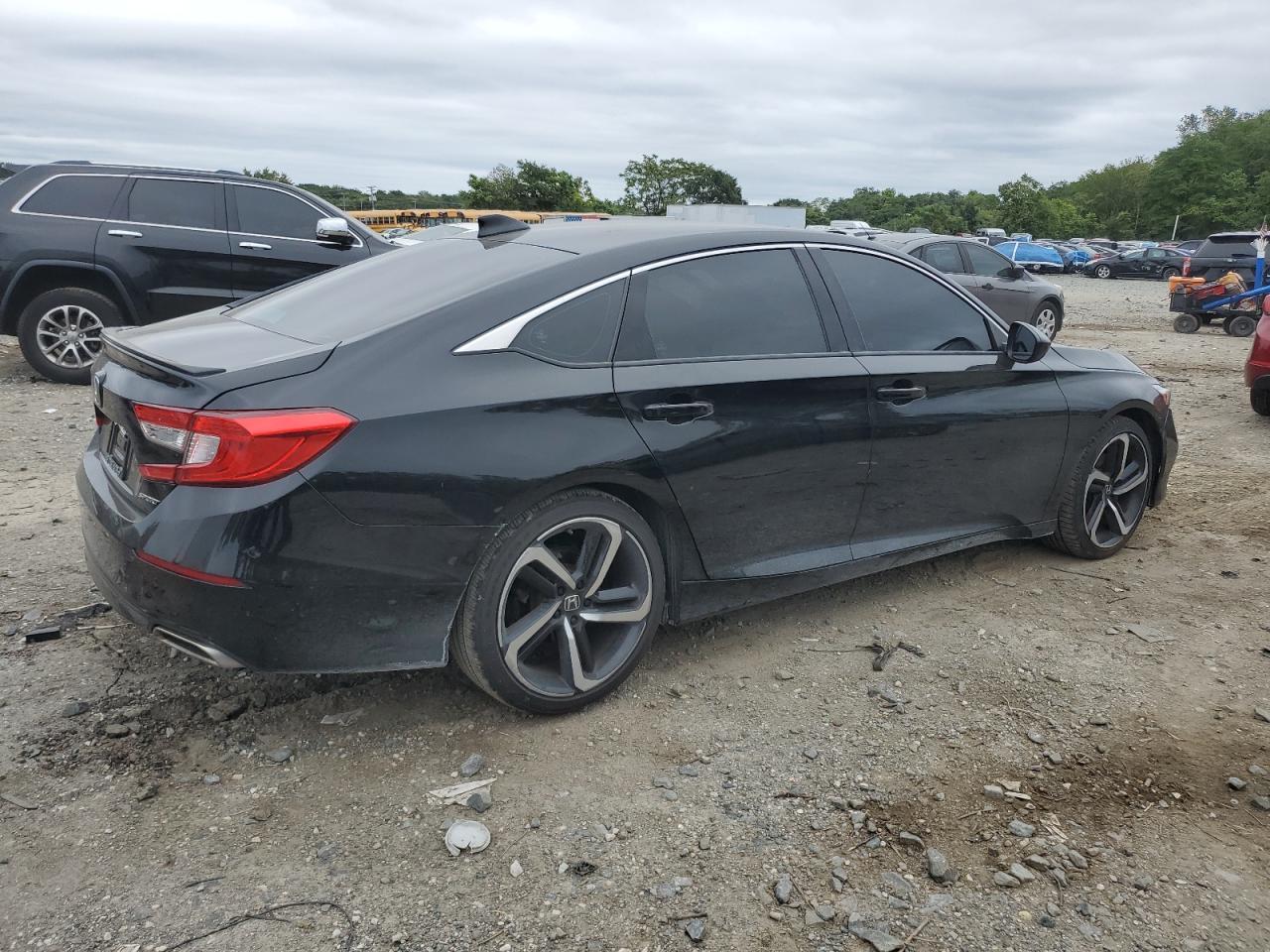 2020 Honda Accord Sport - Image 3