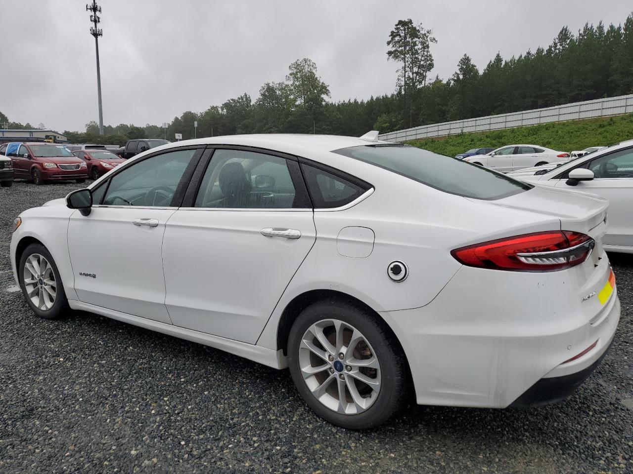 2019 Ford Fusion Se - Фото 2