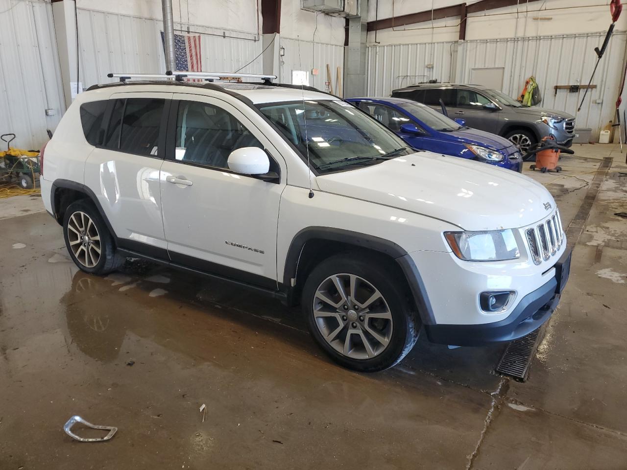 2016 Jeep Compass Latitude - Фото 4