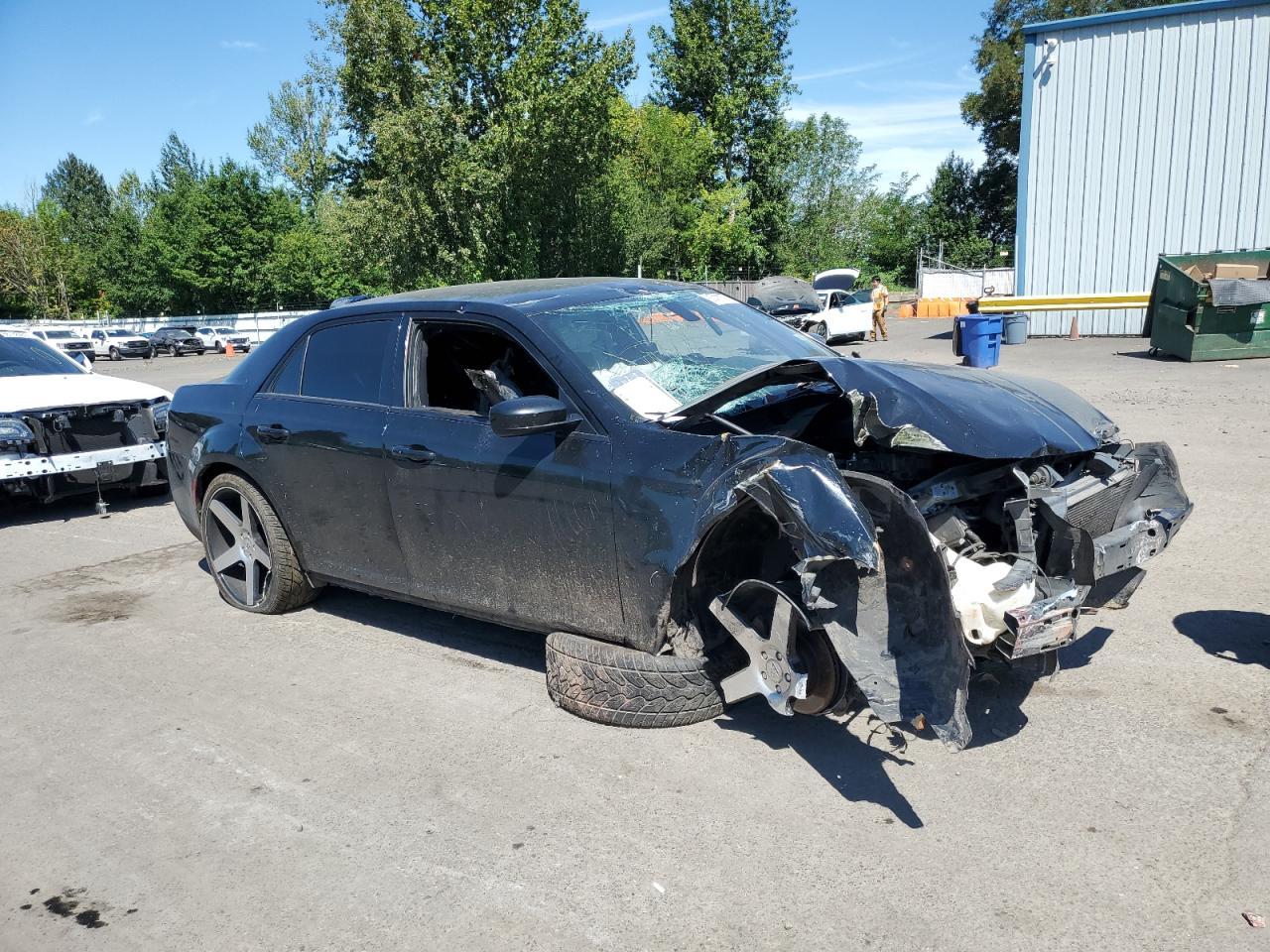 2016 Chrysler 300 S - Фото 4