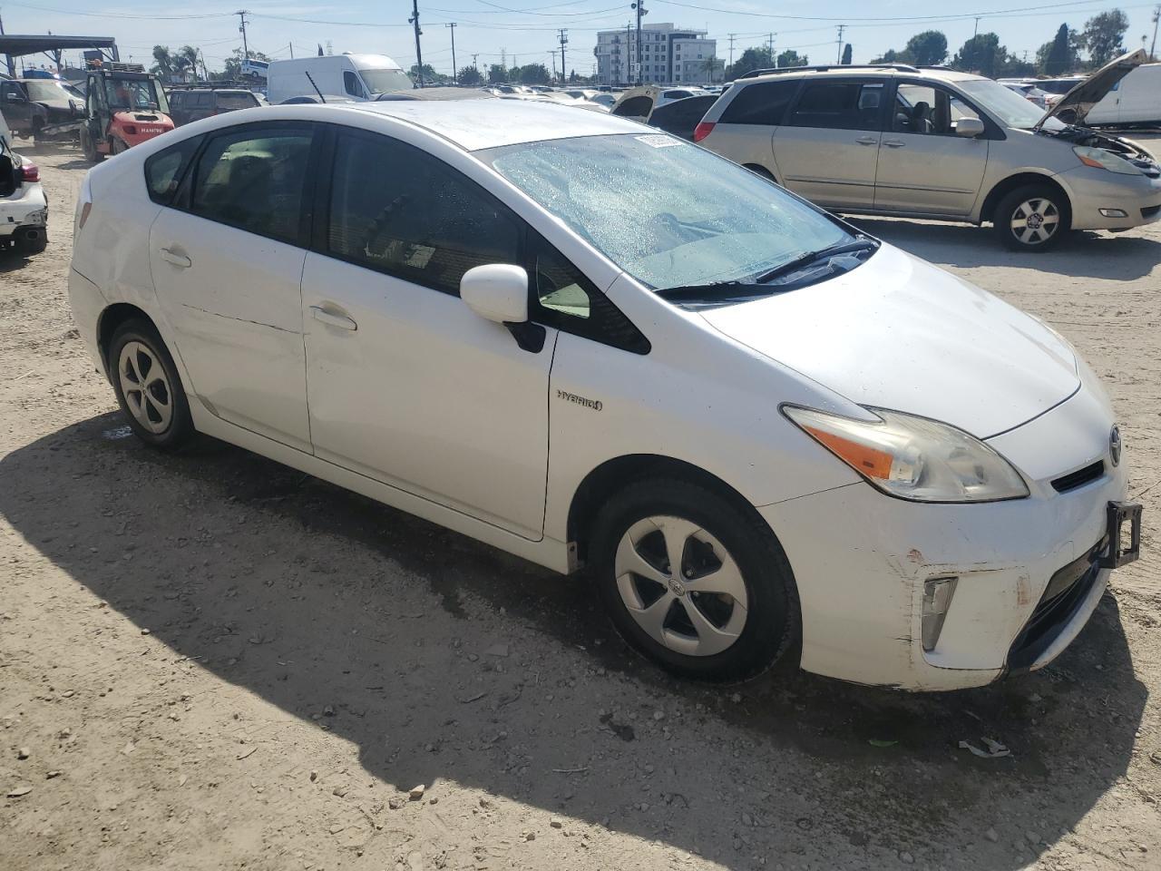 2013 Toyota Prius - Фото 3