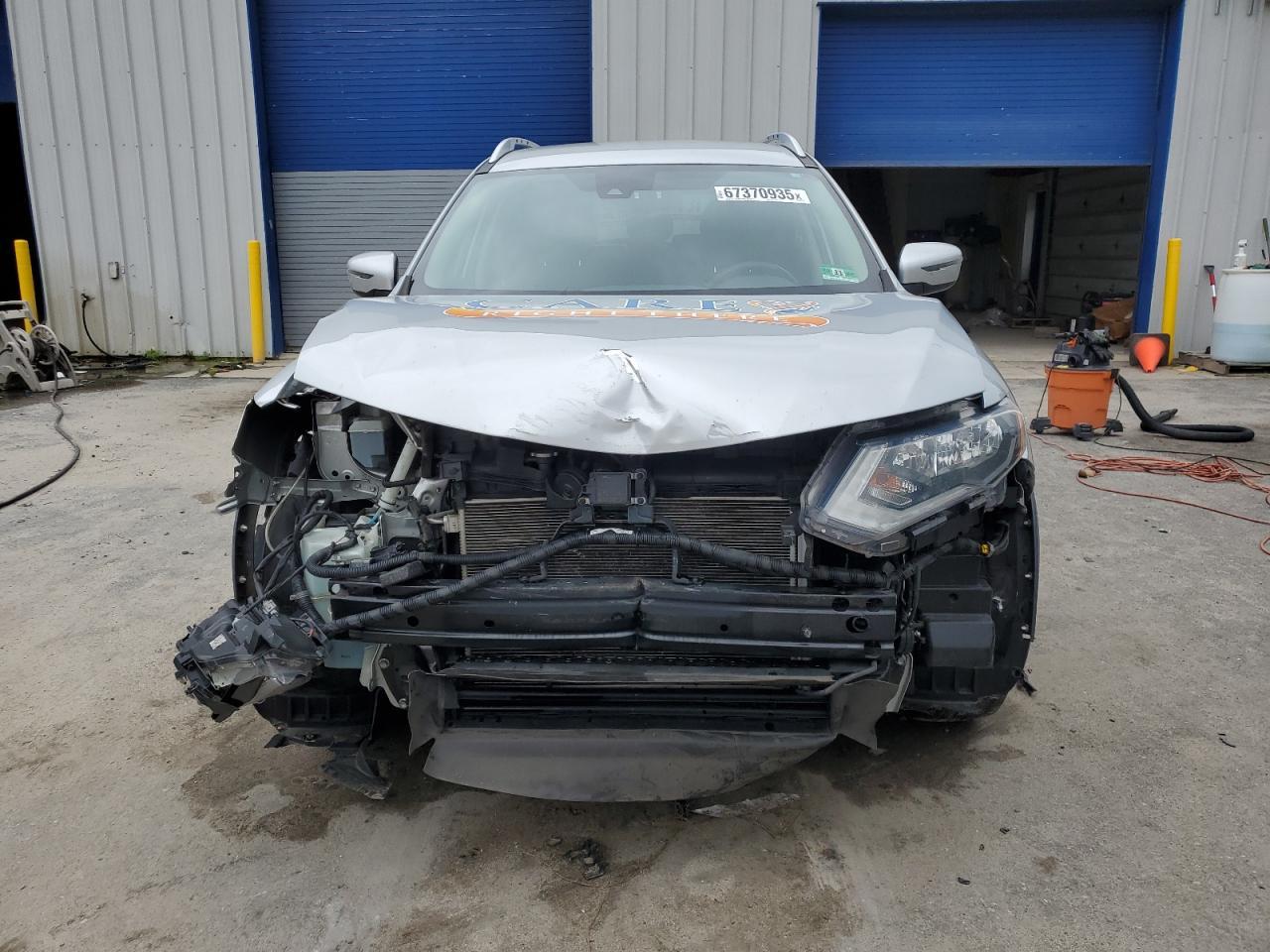 2019 Nissan Rogue S - Image 5