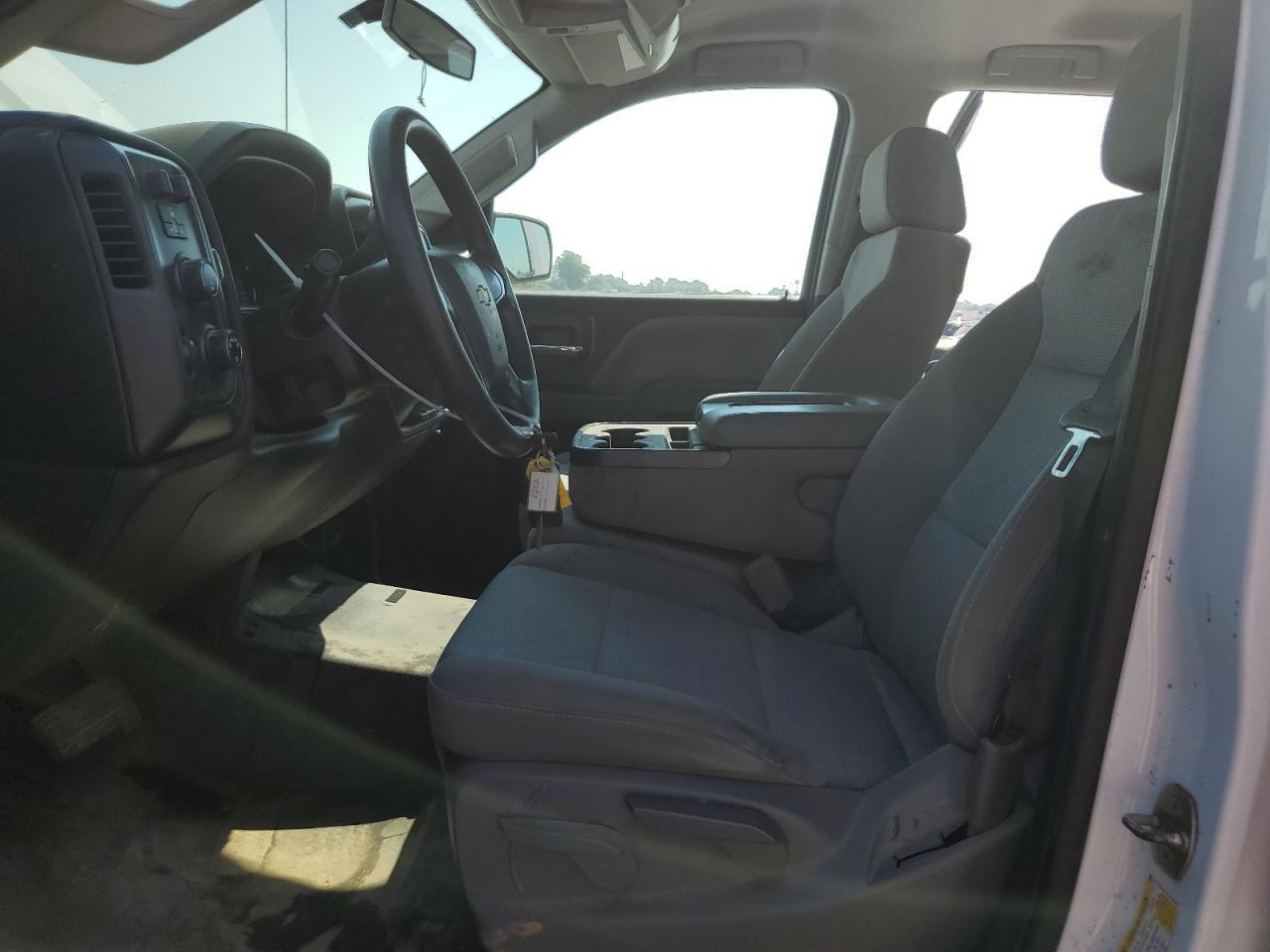 2018 Chevrolet Silverado K2500 Heavy Duty - Image 7