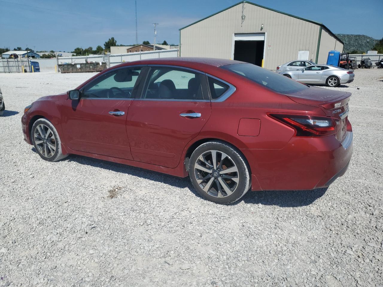 2017 Nissan Altima 2.5 - Image 2