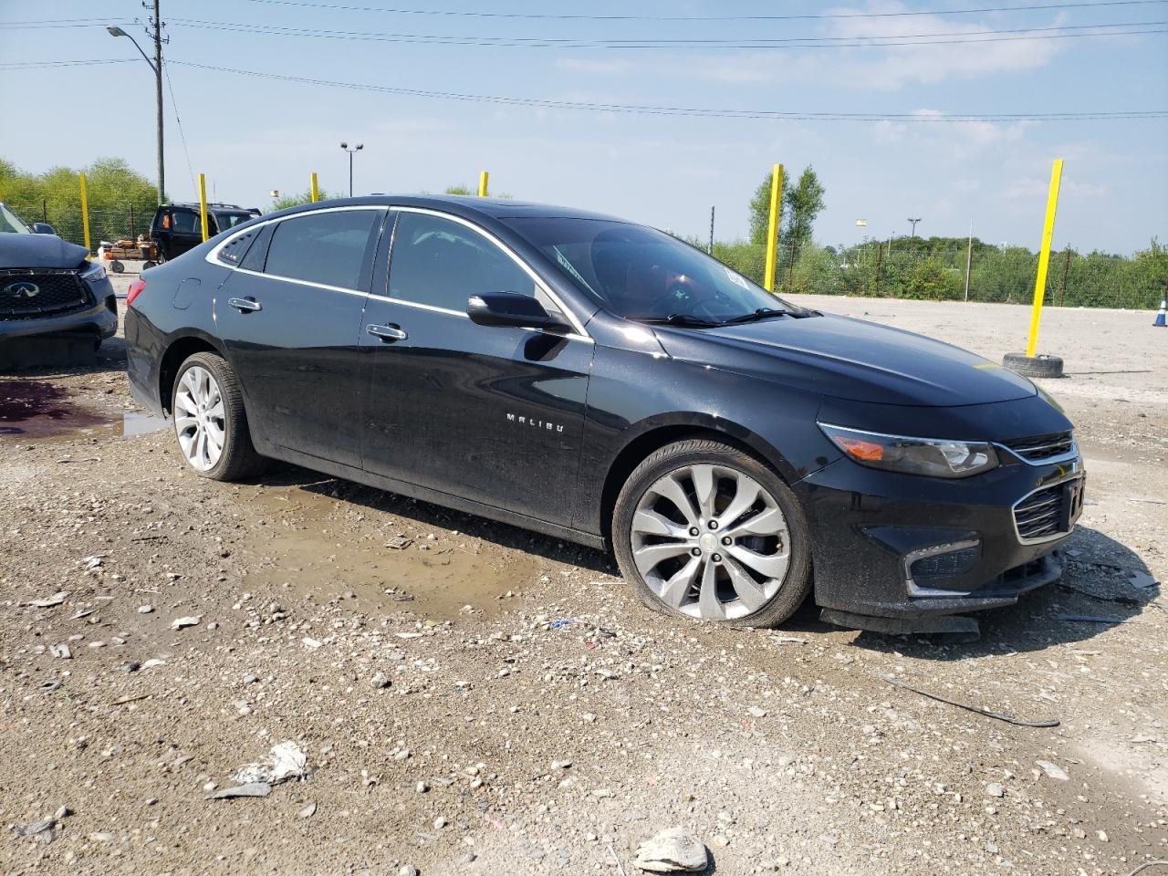 2017 Chevrolet Malibu Premier - Image 4