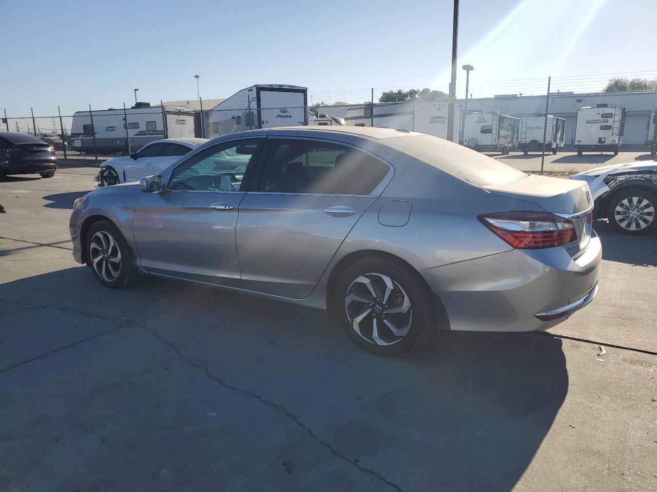 2017 Honda Accord Ex - Image 2