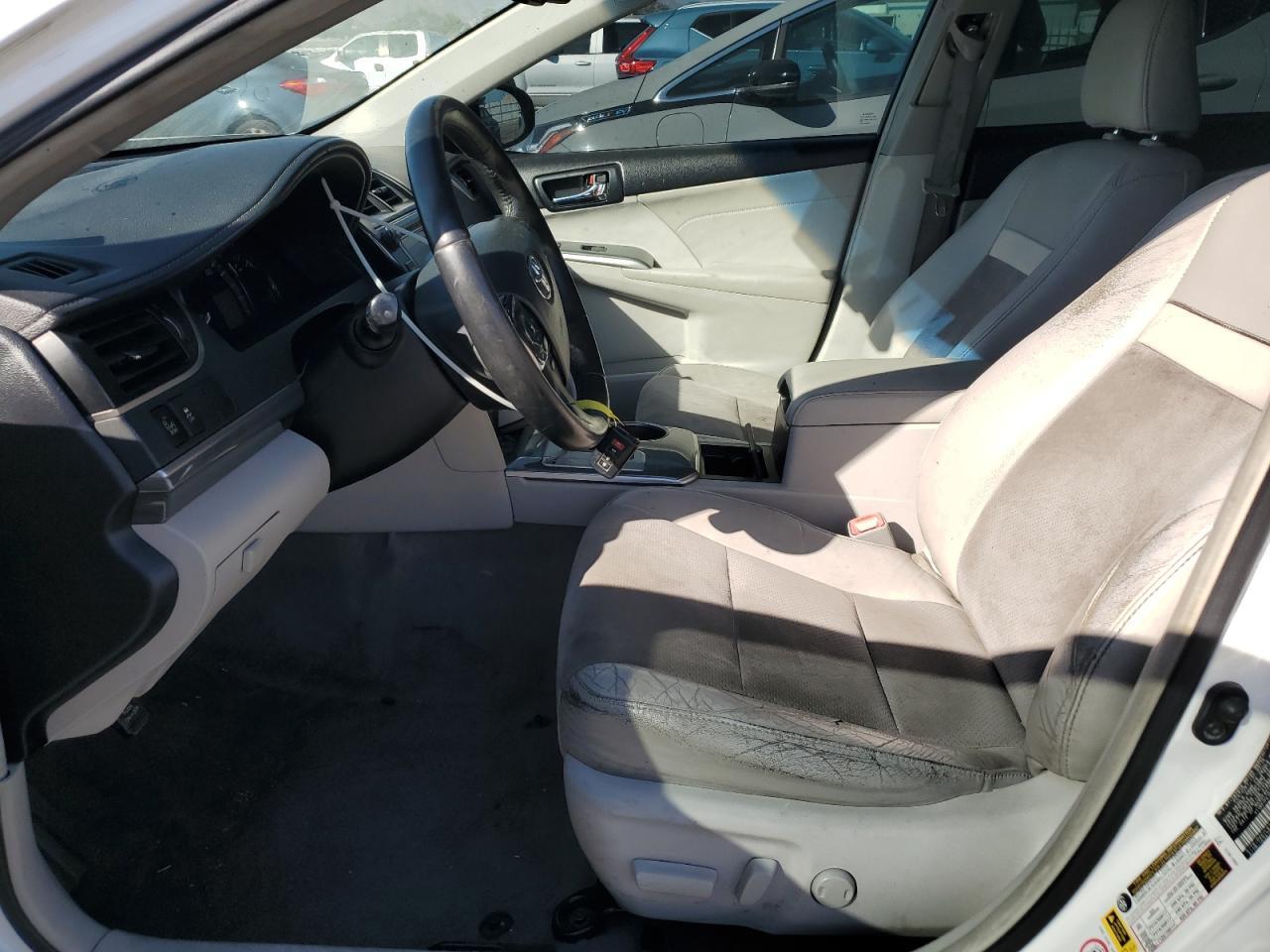 2014 Toyota Camry Hybrid - Фото 7