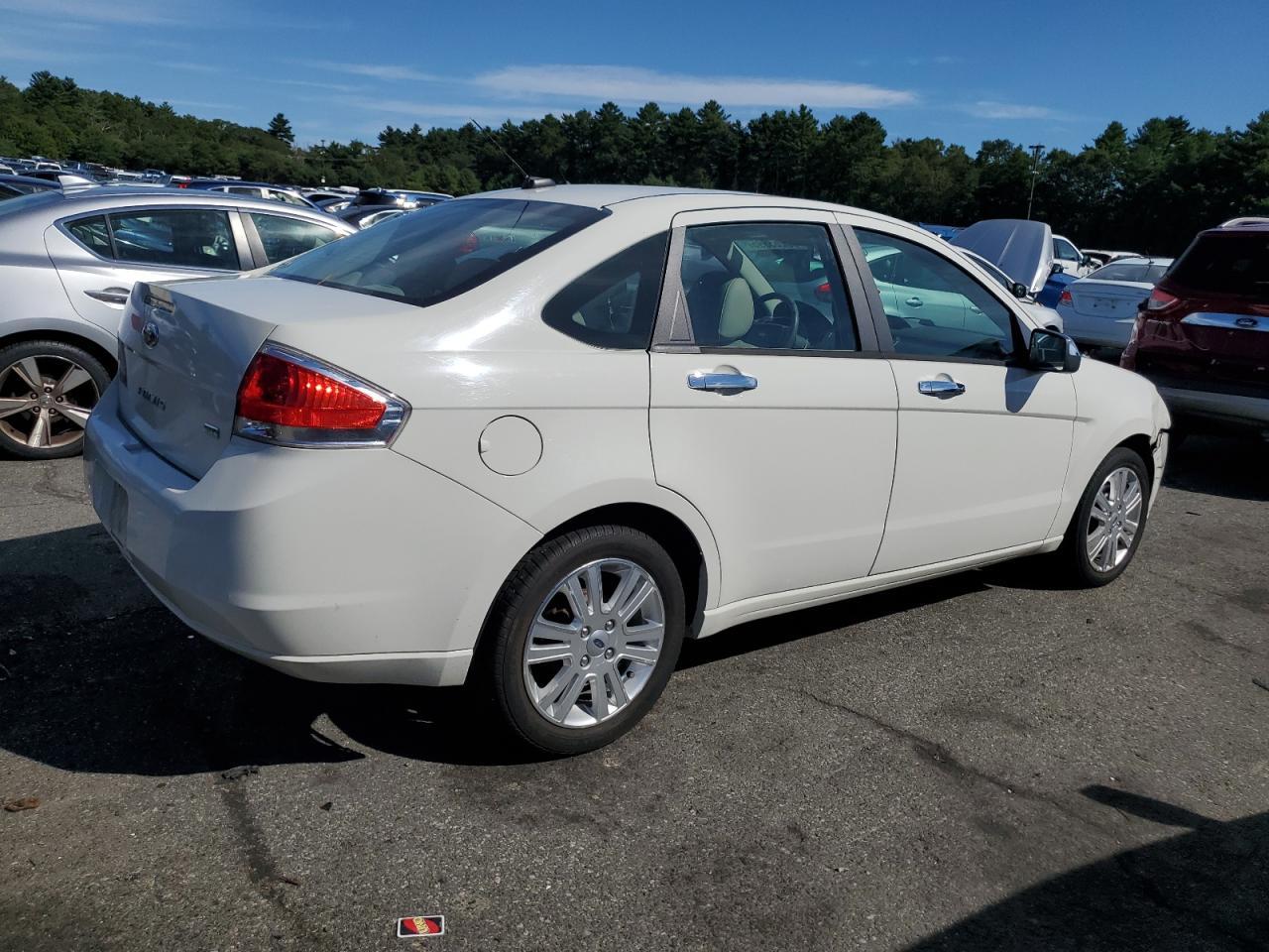 2010 Ford Focus Sel - Фото 3