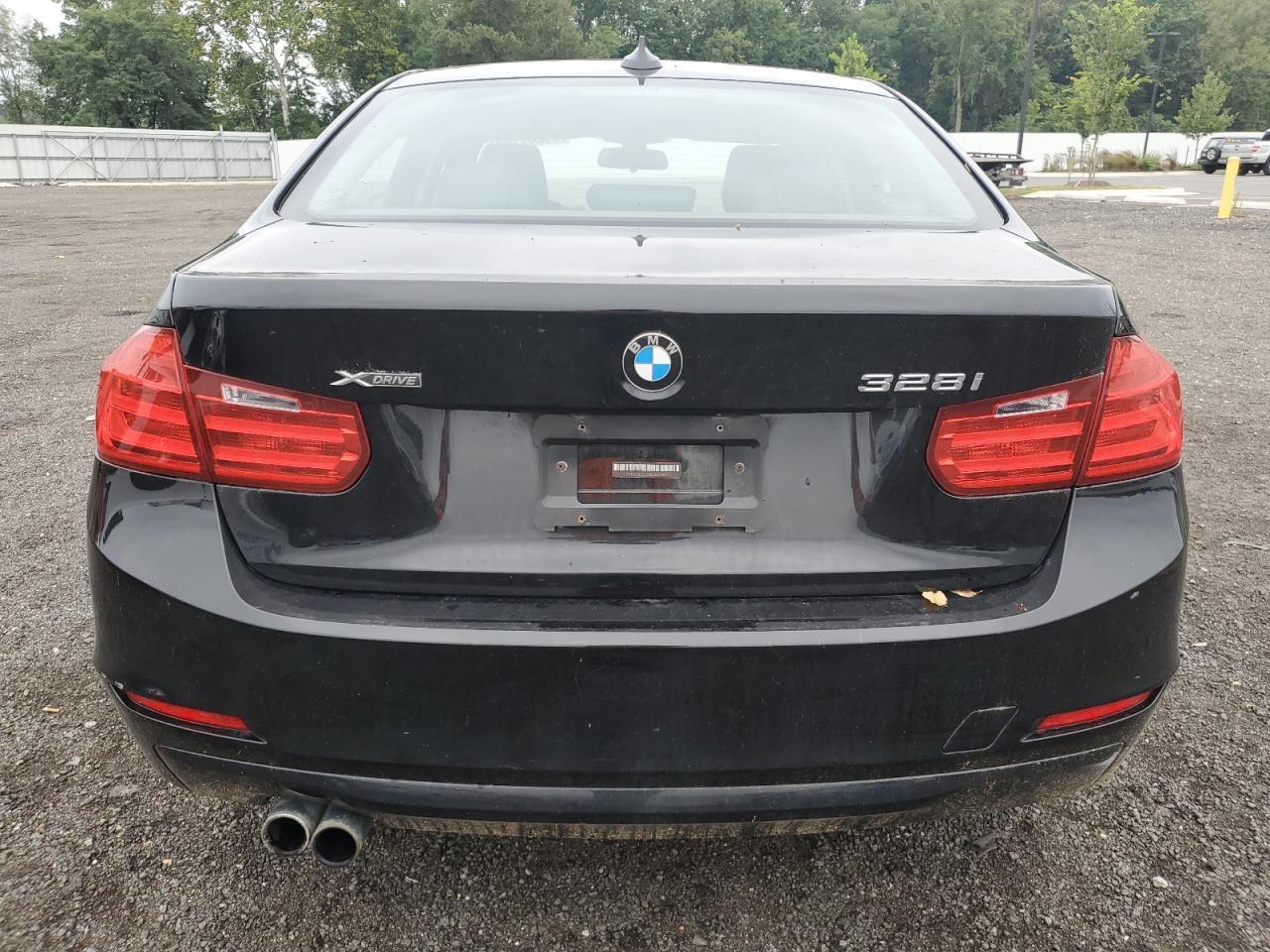 2013 BMW 328 Xi Sulev - Image 6