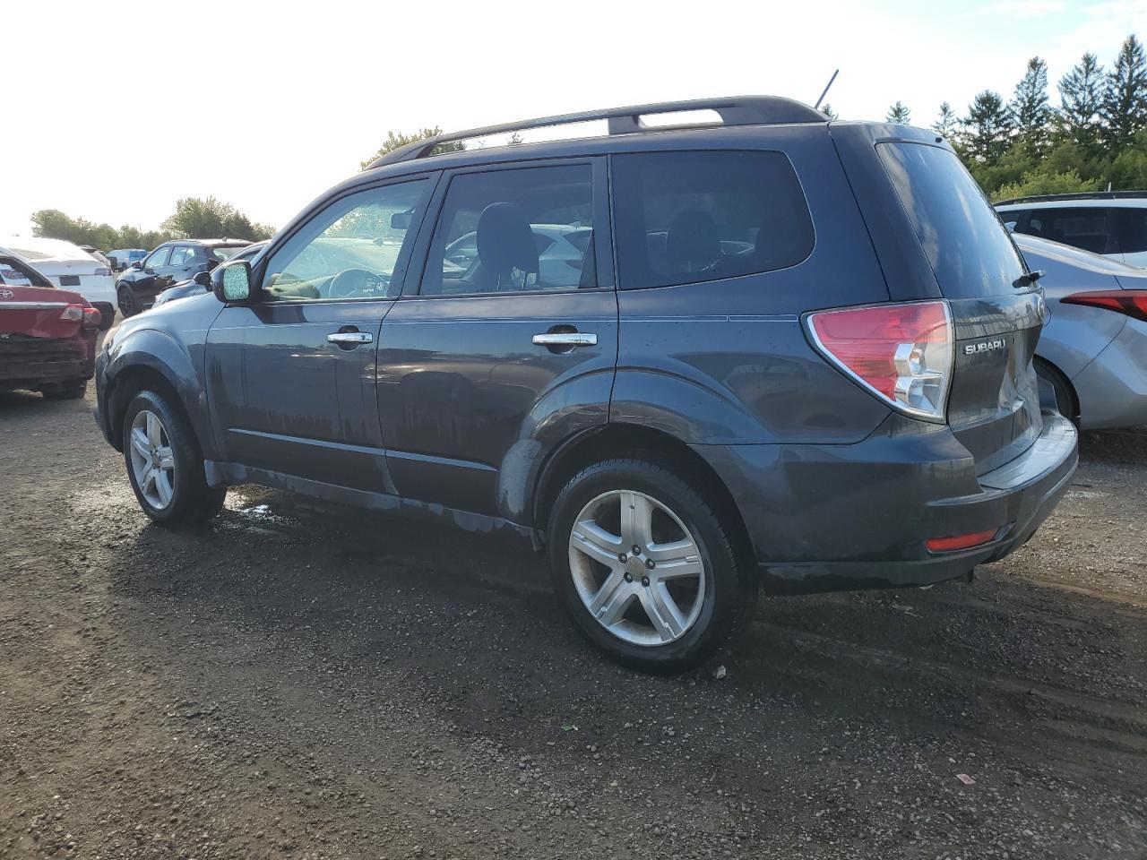 2010 Subaru Forester 2.5X Limited - Фото 2