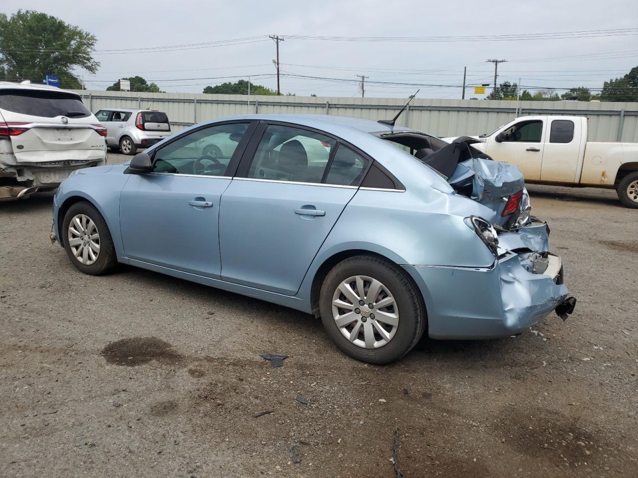 2011 Chevrolet Cruze Ls - Фото 2