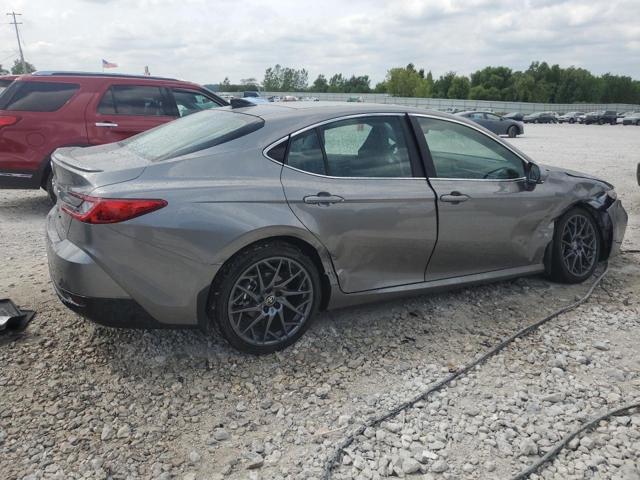 2025 Toyota Camry Xse - Фото 3