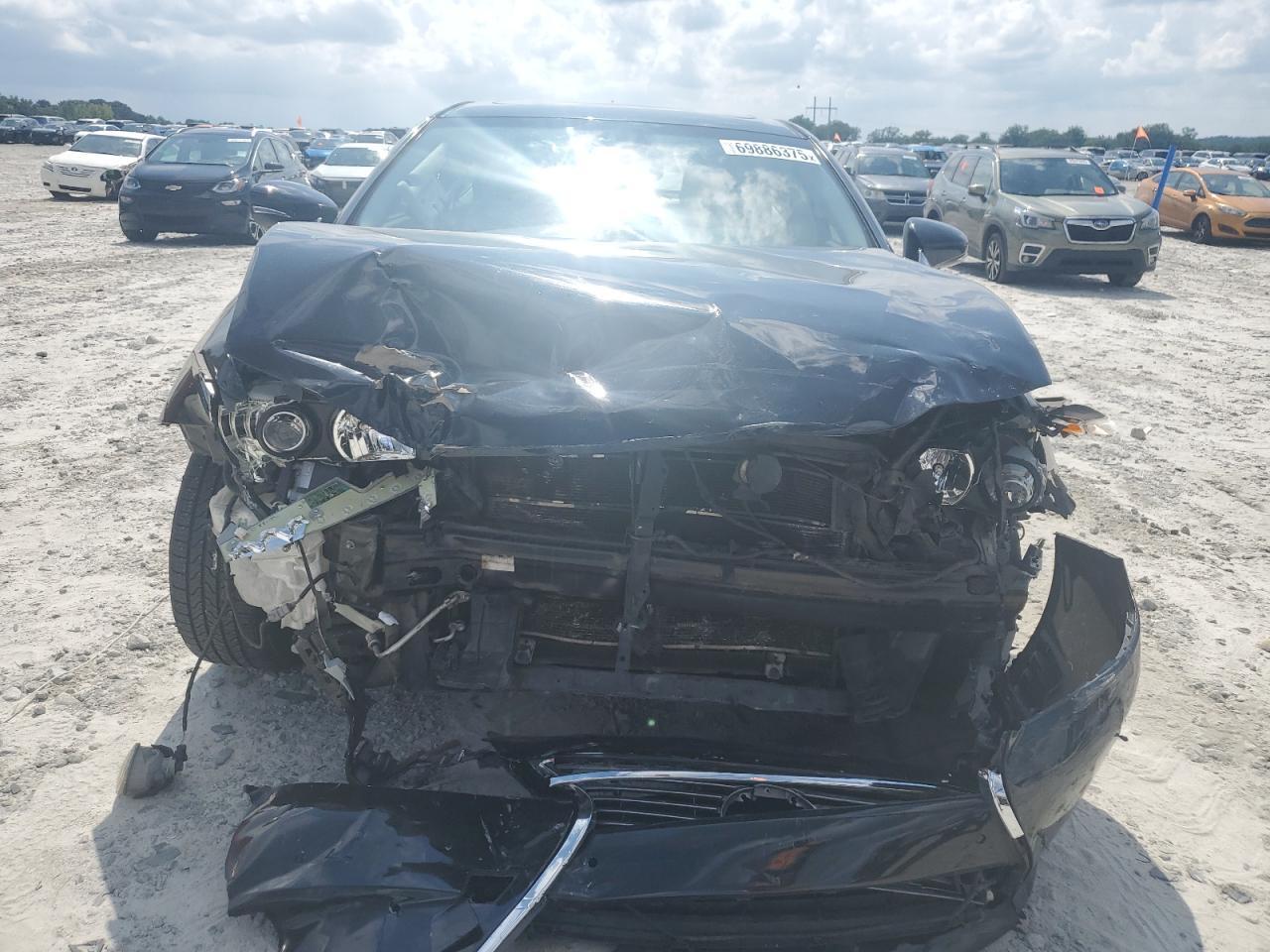 2013 Lexus Es 300H - Фото 5