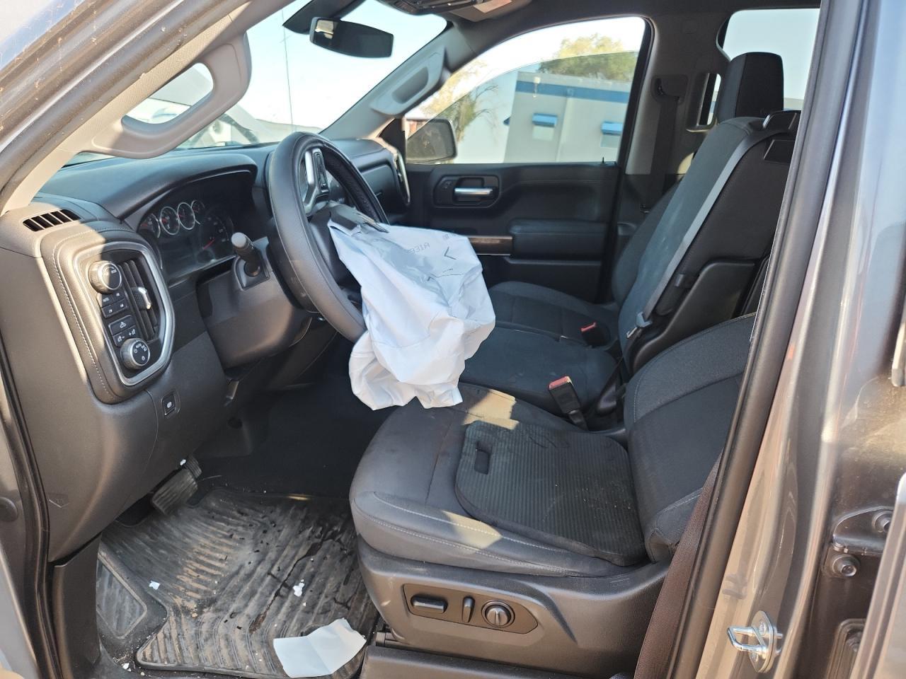 2020 Chev Silverado - Фото 7