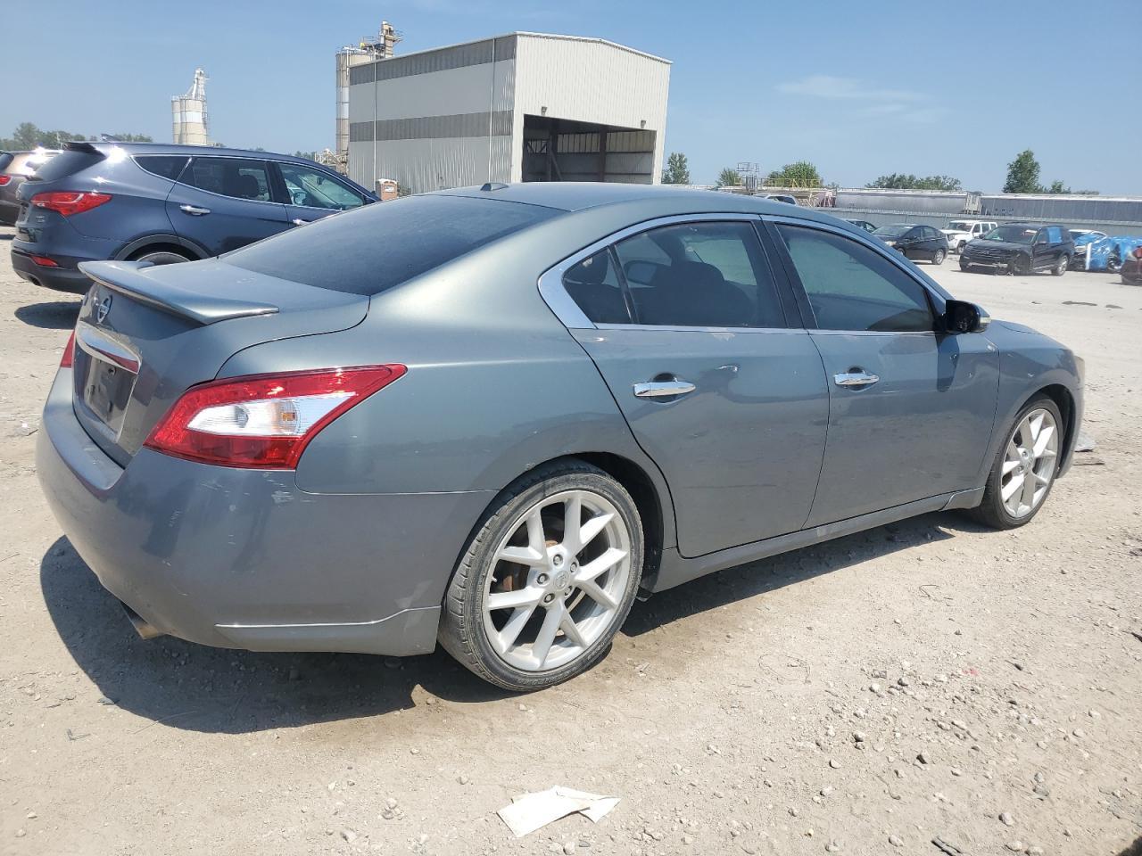 2009 Nissan Maxima S - Фото 3