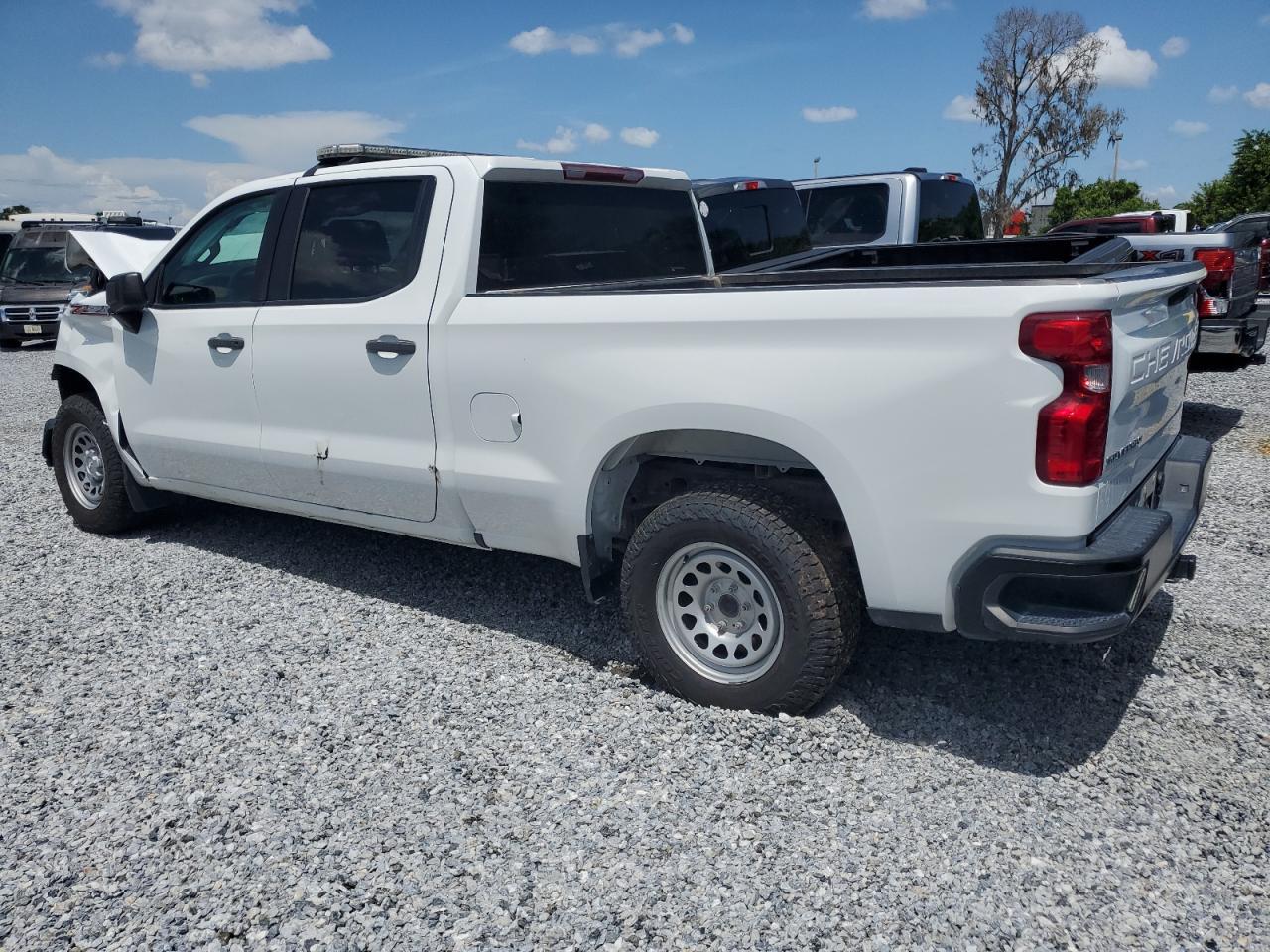 2022 Chevrolet Silverado K1500 - Image 2