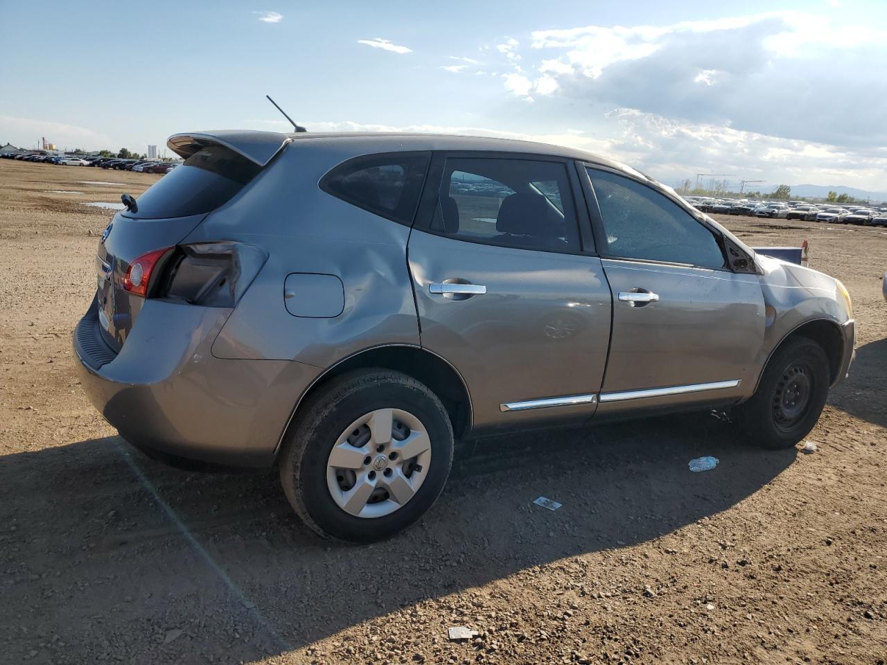 2013 Nissan Rogue S - Image 3