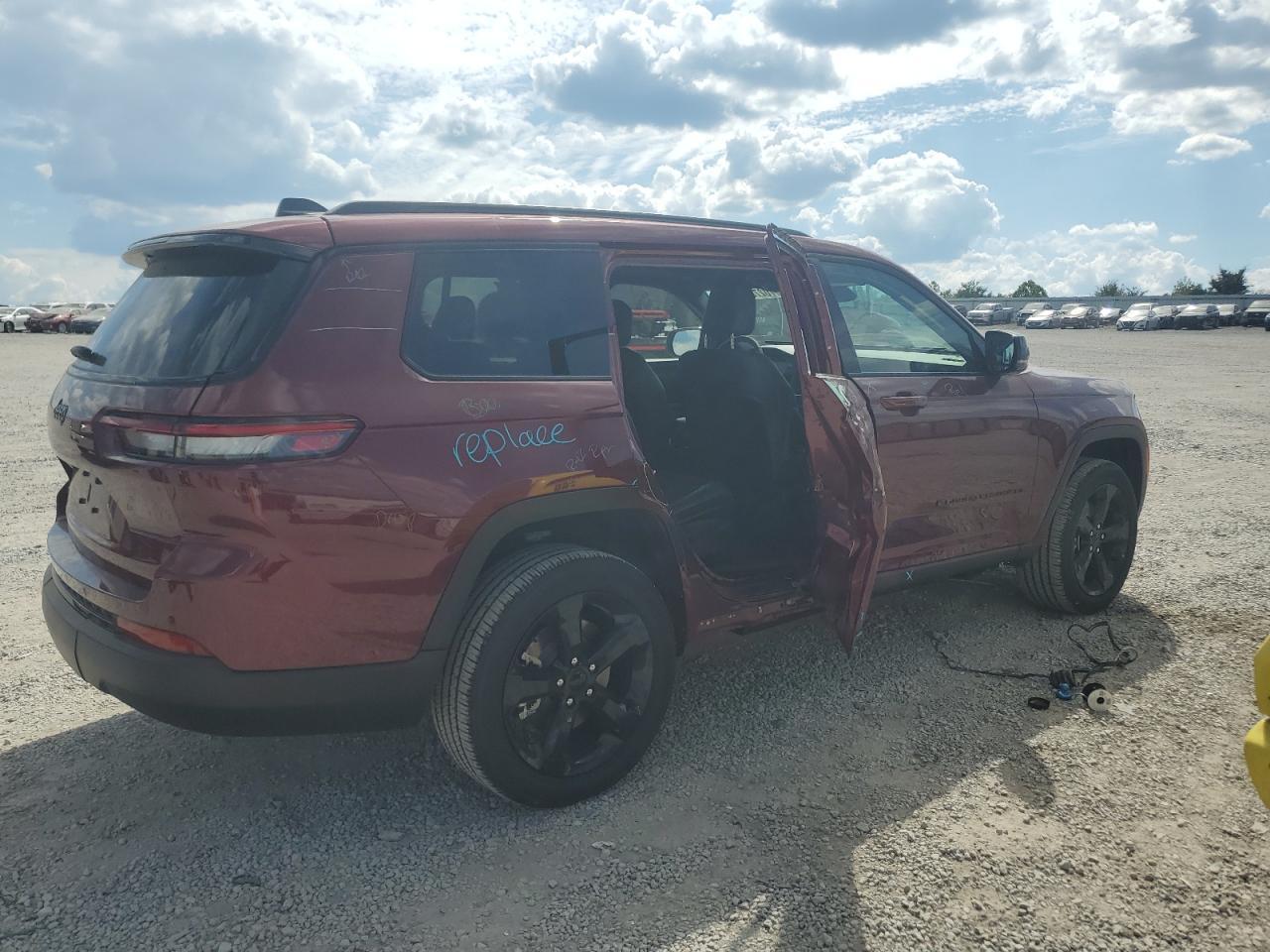 2025 Jeep Grand Cherokee L Laredo - Фото 3