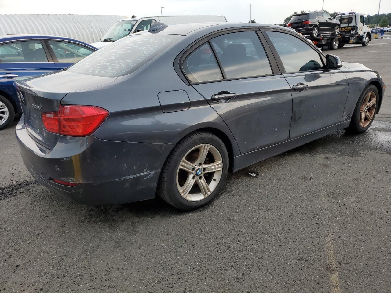 2013 BMW 328 I - Фото 3