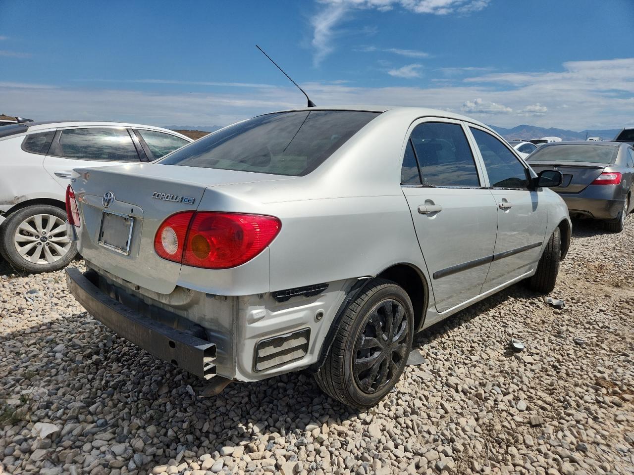 2003 Toyota Corolla Ce - Фото 3