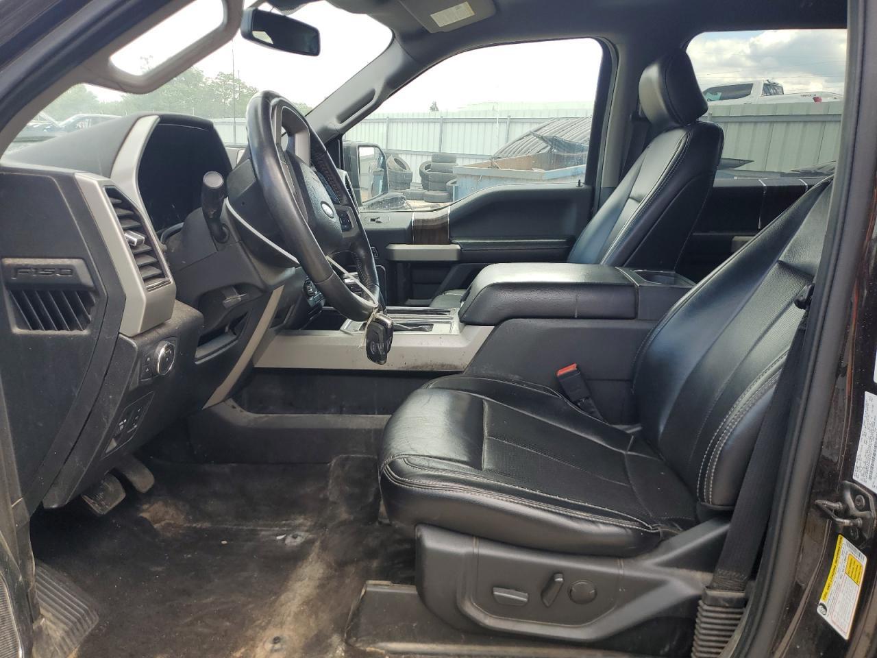 2019 Ford F150 Lariat - Image 7