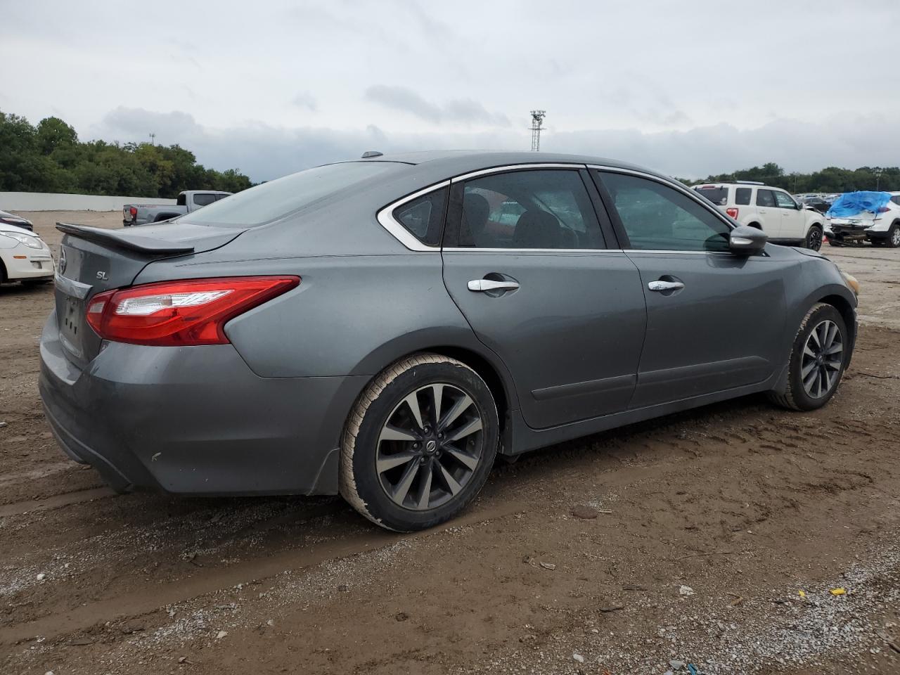 2016 Nissan Altima 2.5 - Фото 3