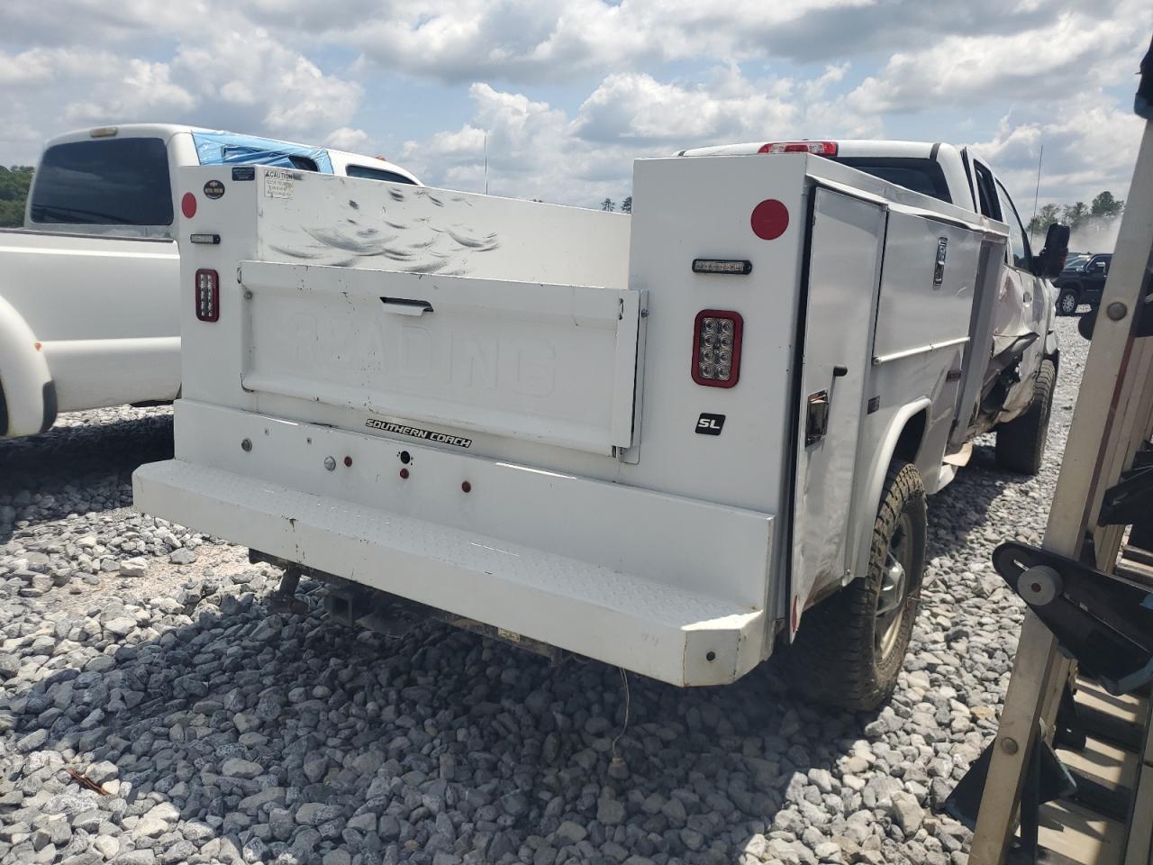 2017 Chevrolet Silverado K2500 Heavy Duty - Image 3