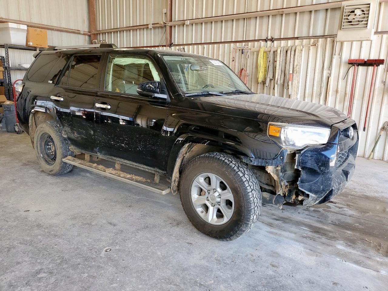 2019 Toyota 4Runner Sr5 - Image 4