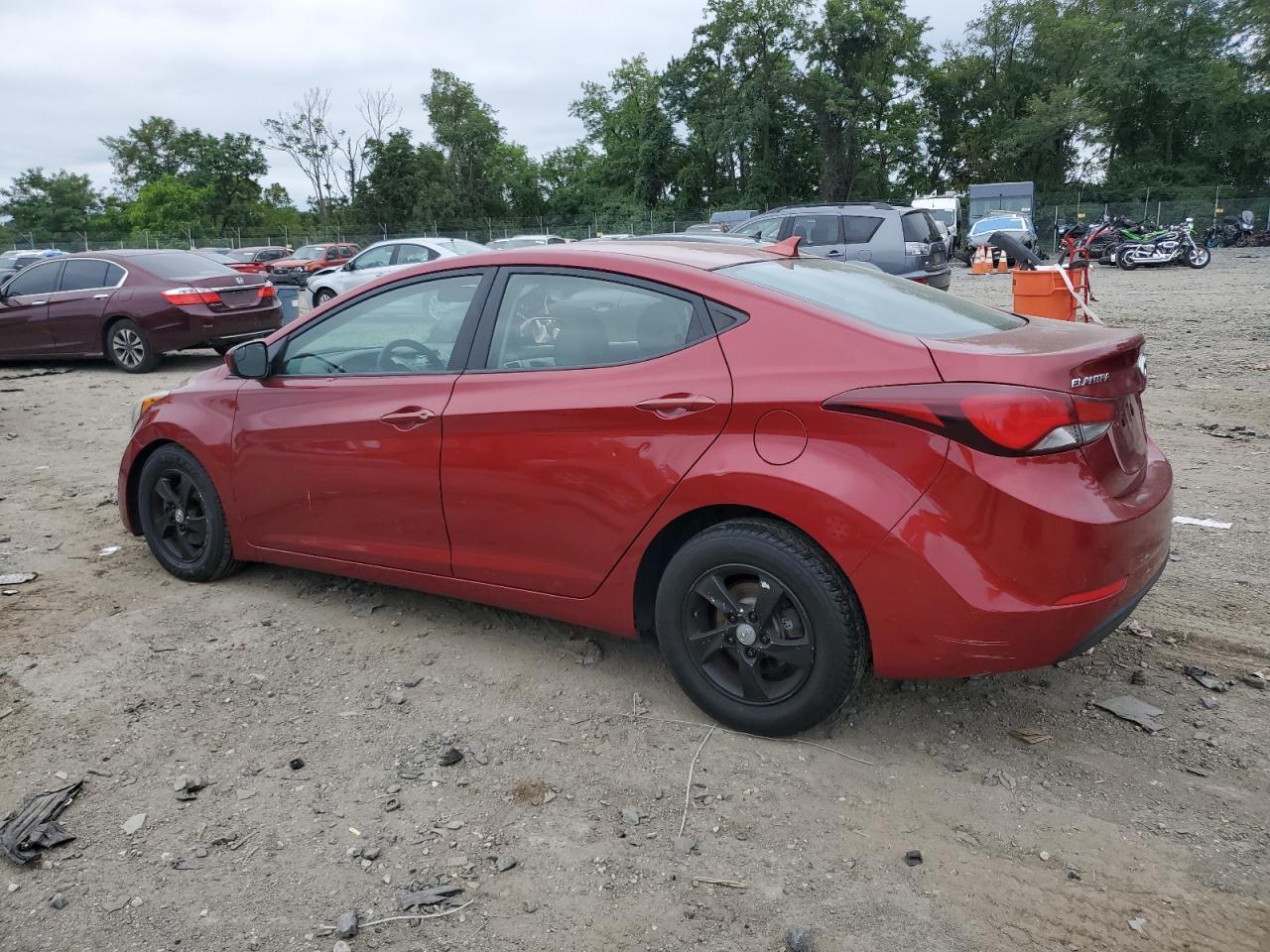 2014 Hyundai Elantra Se - Image 2
