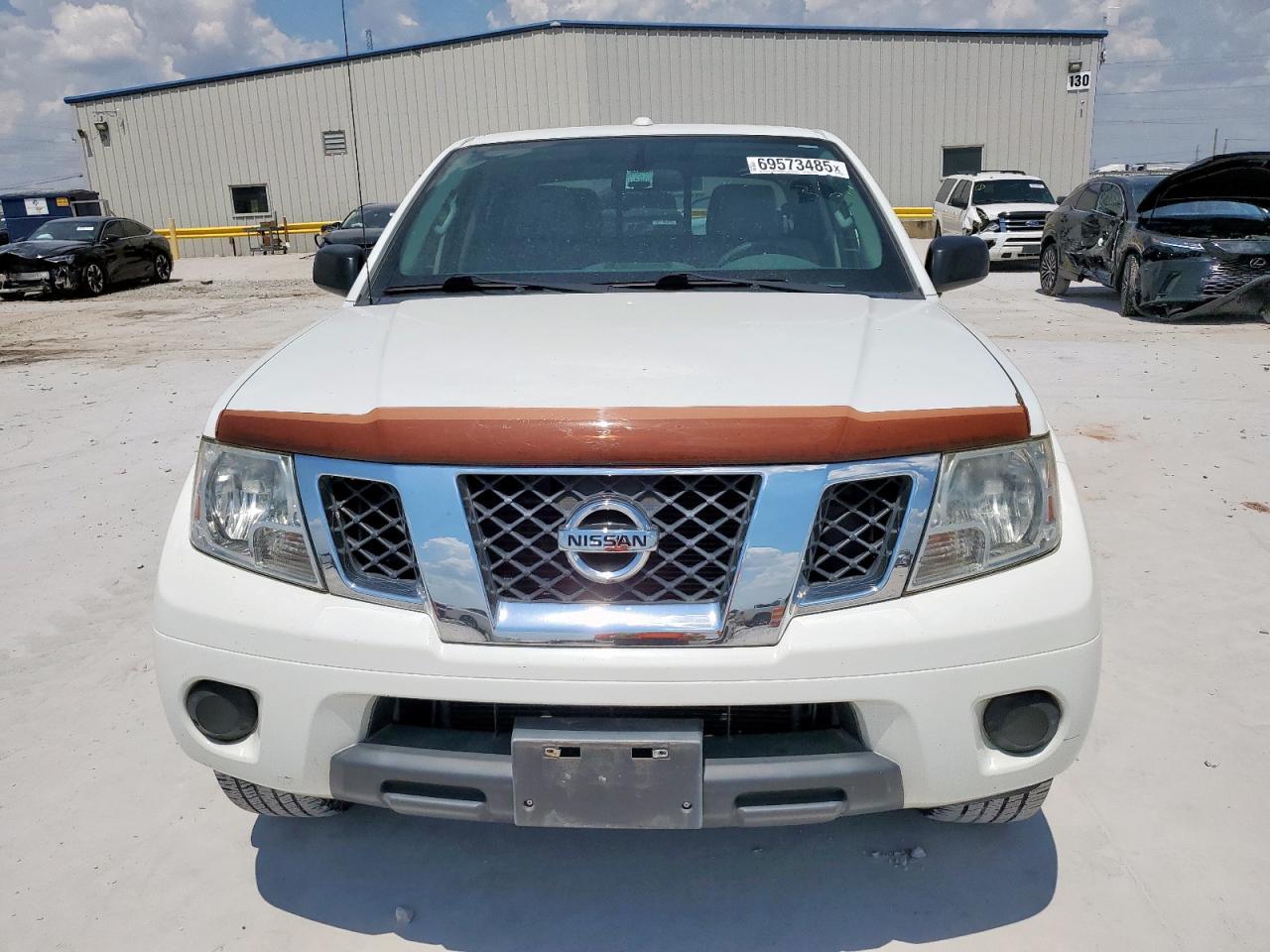 2016 Nissan Frontier S - Image 5