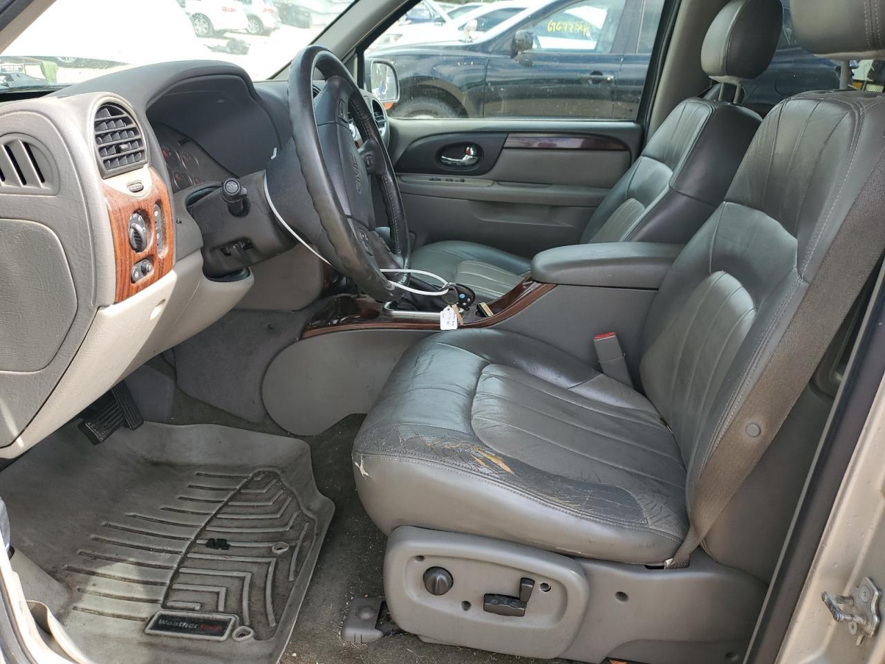 2004 GMC Envoy - Image 7