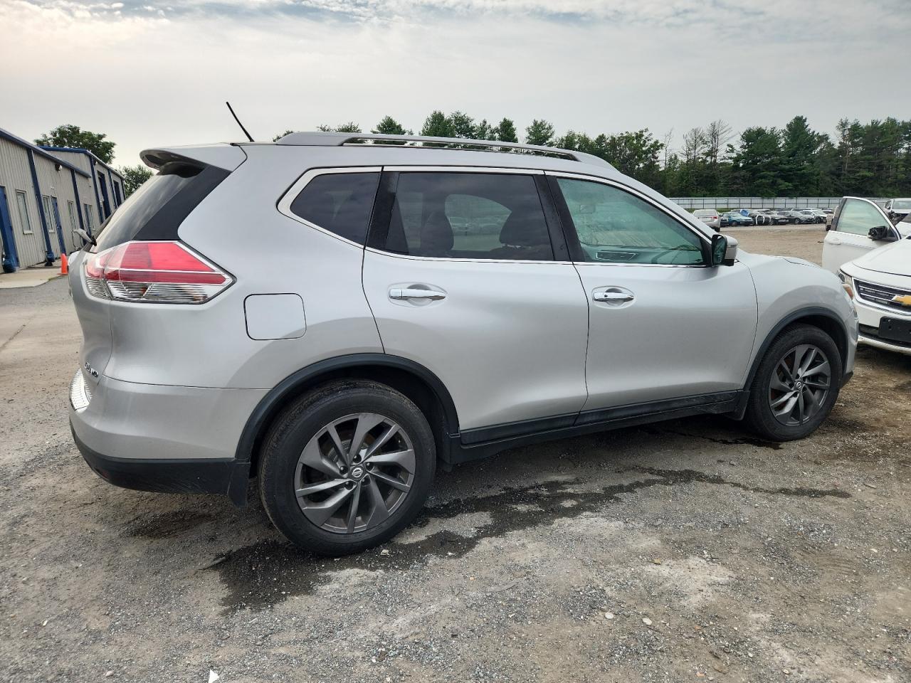 2016 Nissan Rogue S - Фото 3