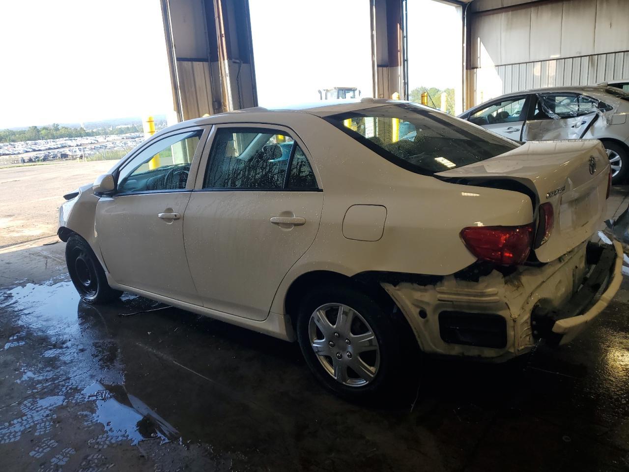 2009 Toyota Corolla Le - Фото 2
