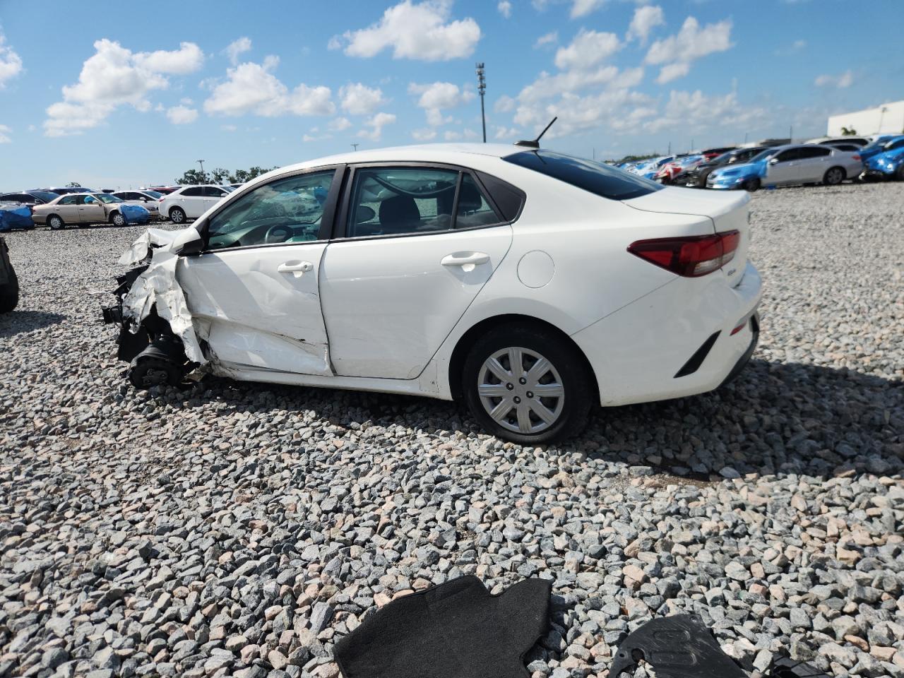 2021 Kia Rio Lx - Image 2