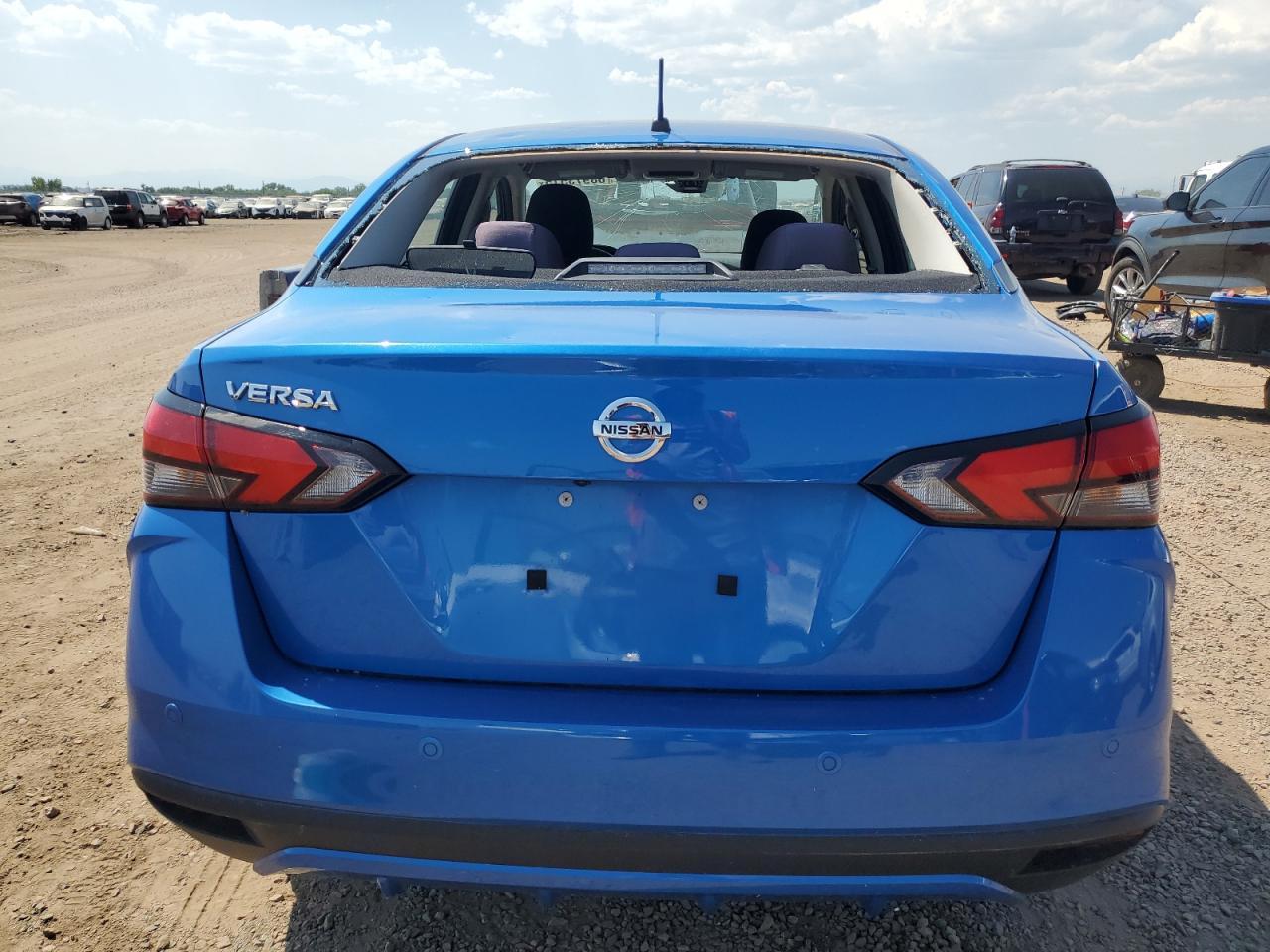 2021 Nissan Versa S - Фото 6