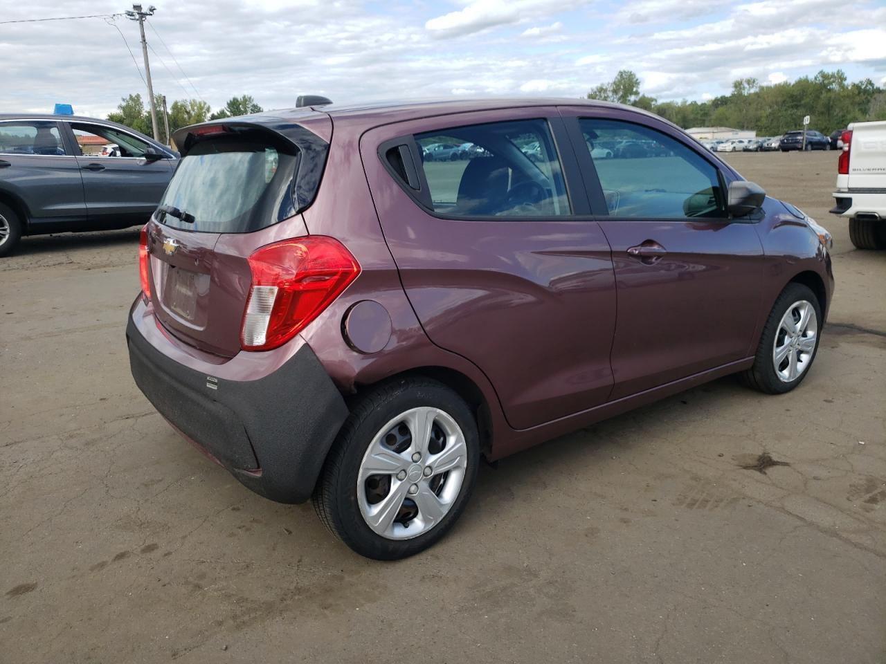 2019 Chevrolet Spark Ls - Фото 3