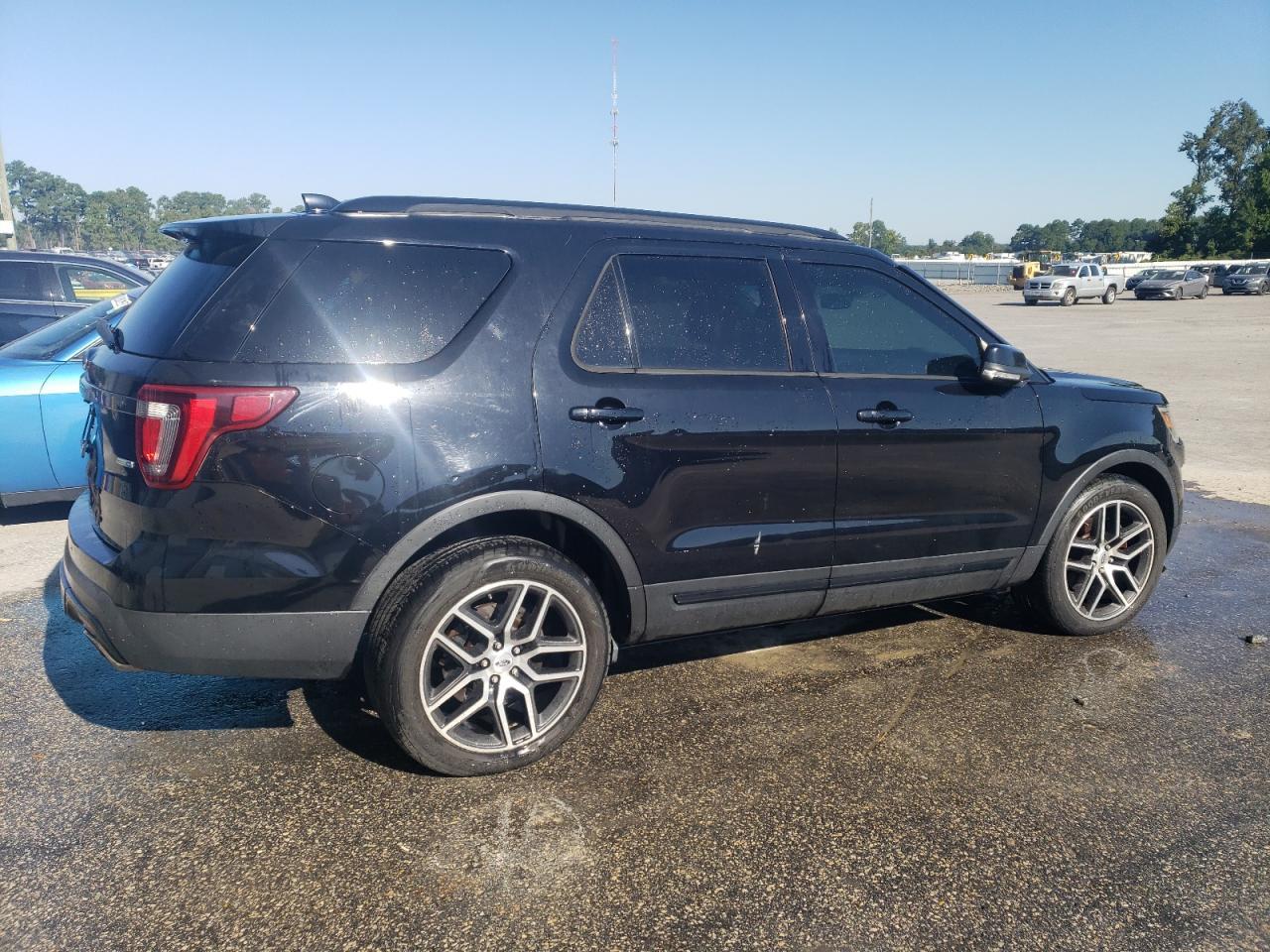 2016 Ford Explorer Sport - Фото 3