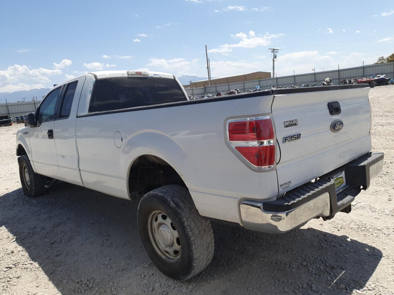 2013 Ford F150 Super Cab - Фото 2