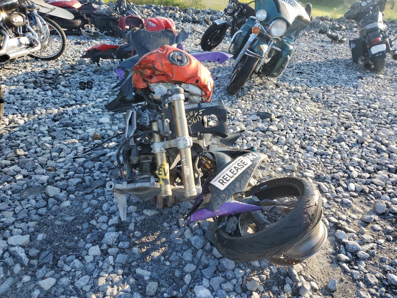 2007 Suzuki Gsx-R750 - Фото 2