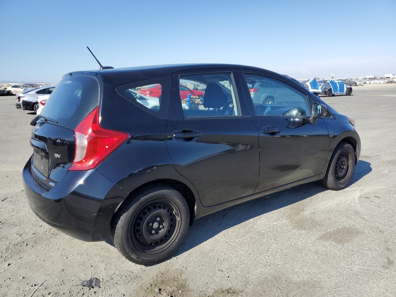 2016 Nissan Versa Note S - Фото 3