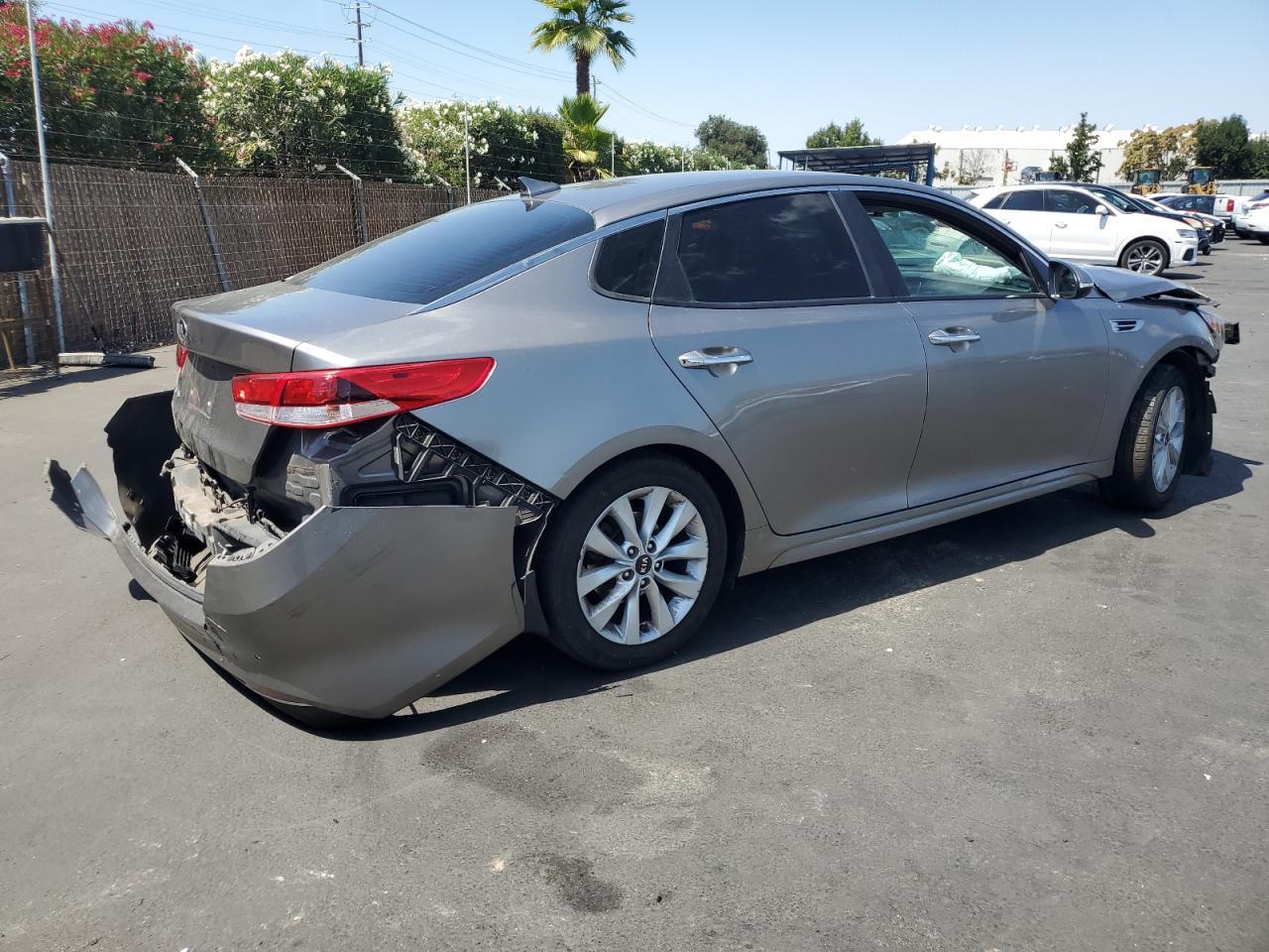 2018 Kia Optima Lx - Image 3
