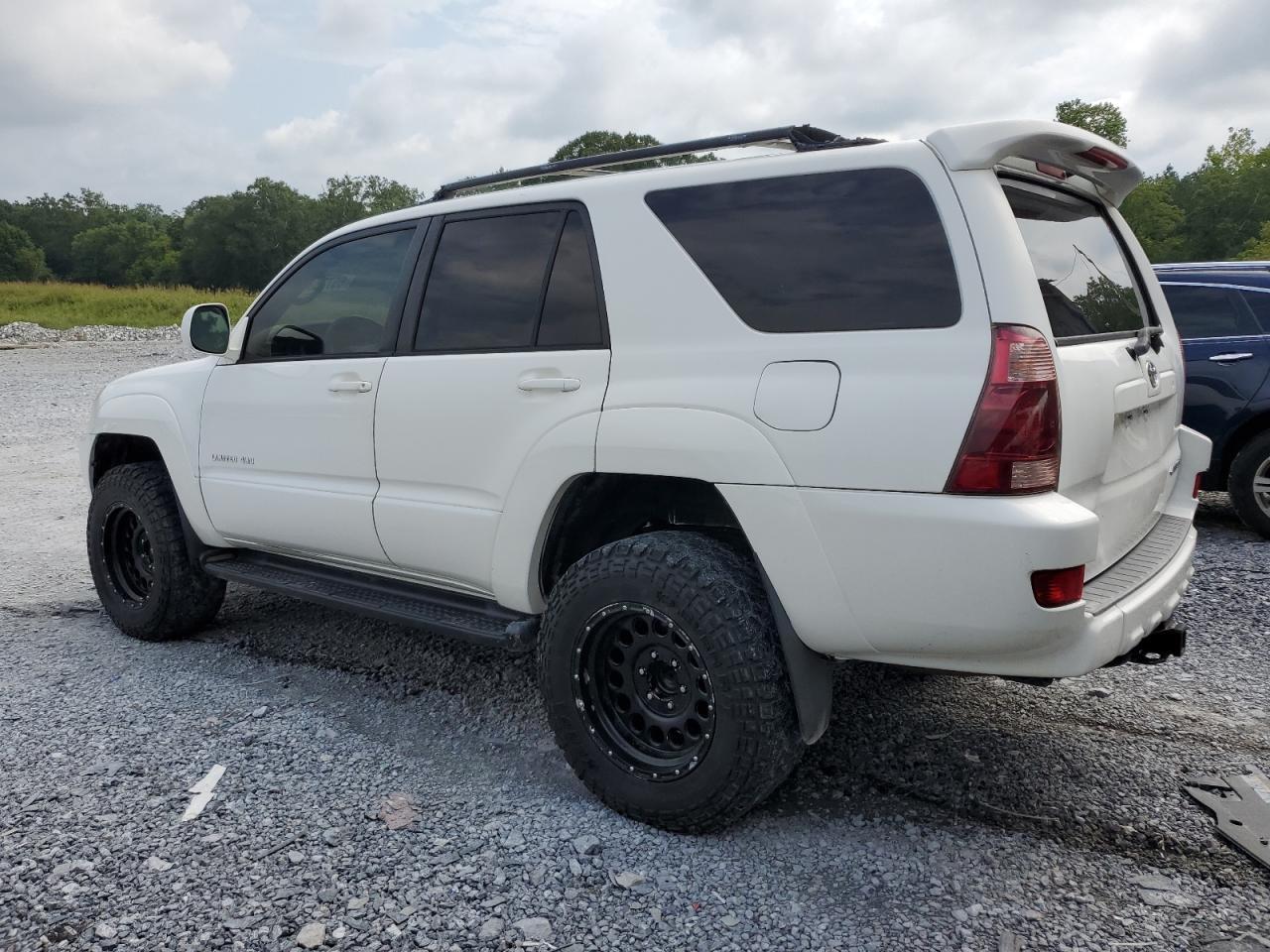 2005 Toyota 4Runner Limited - Image 2