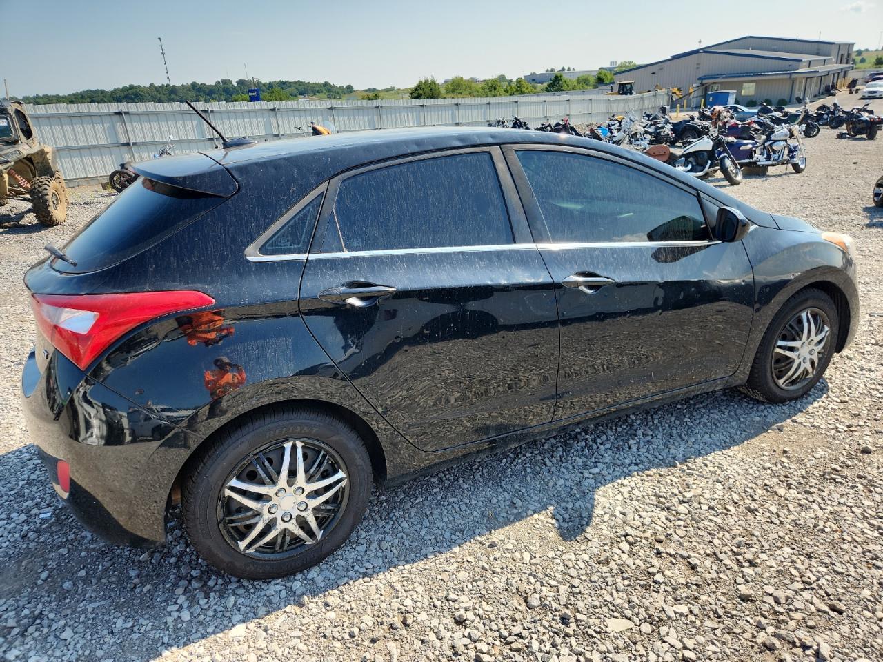 2017 Hyundai Elantra Gt - Фото 3