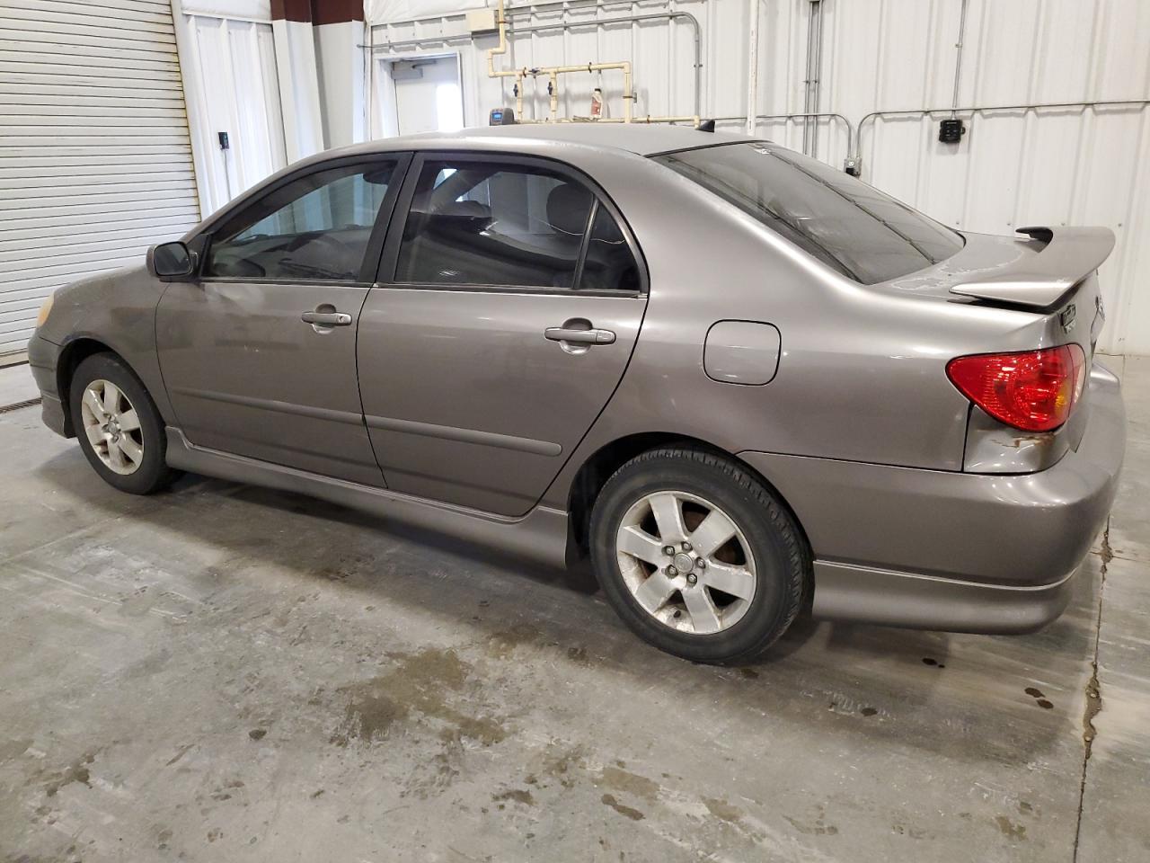 2003 Toyota Corolla Ce - Фото 2