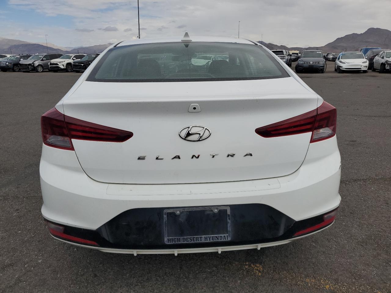 2019 Hyundai Elantra Sel - Фото 6